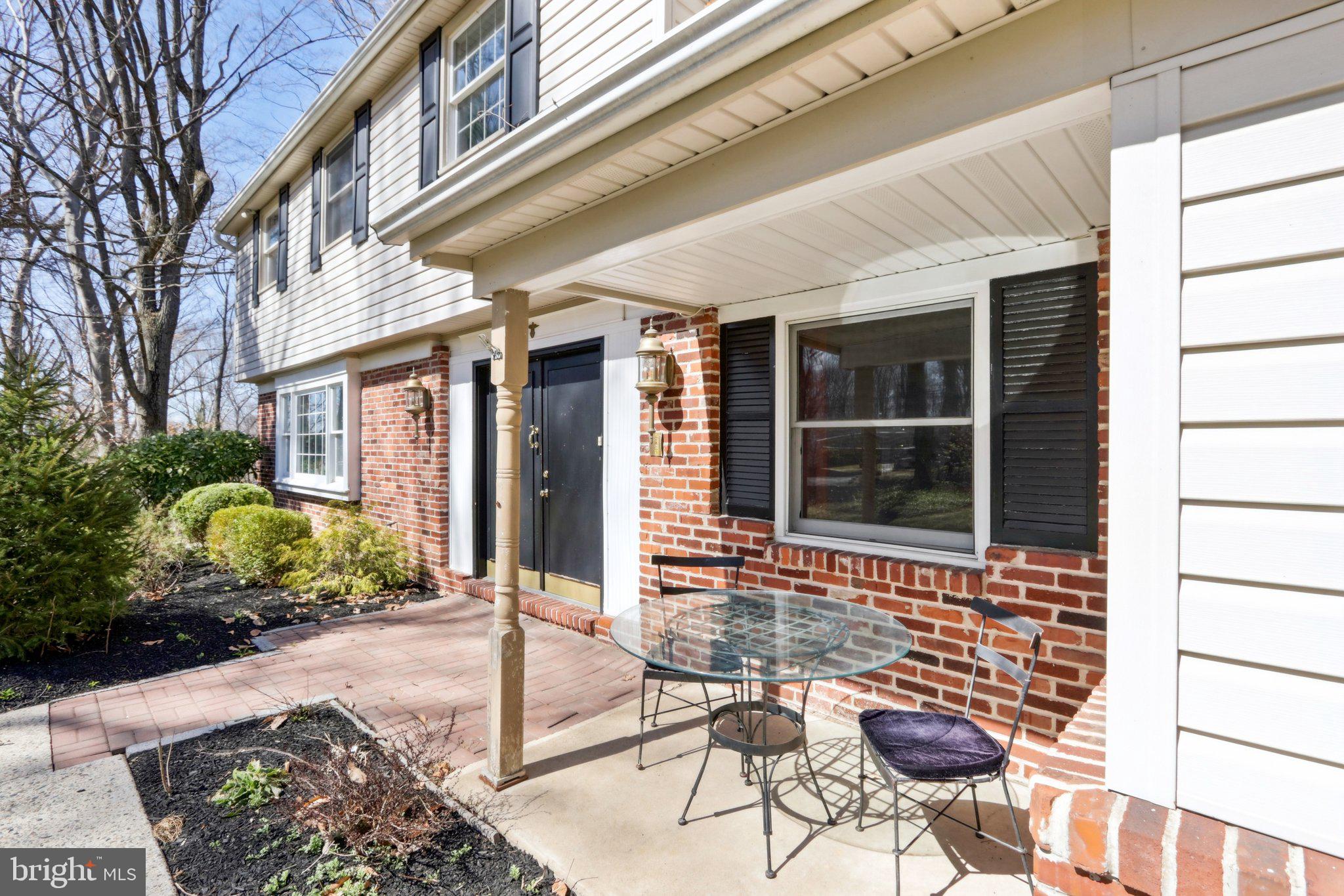 HUNTINGDON VALLEY - Residential