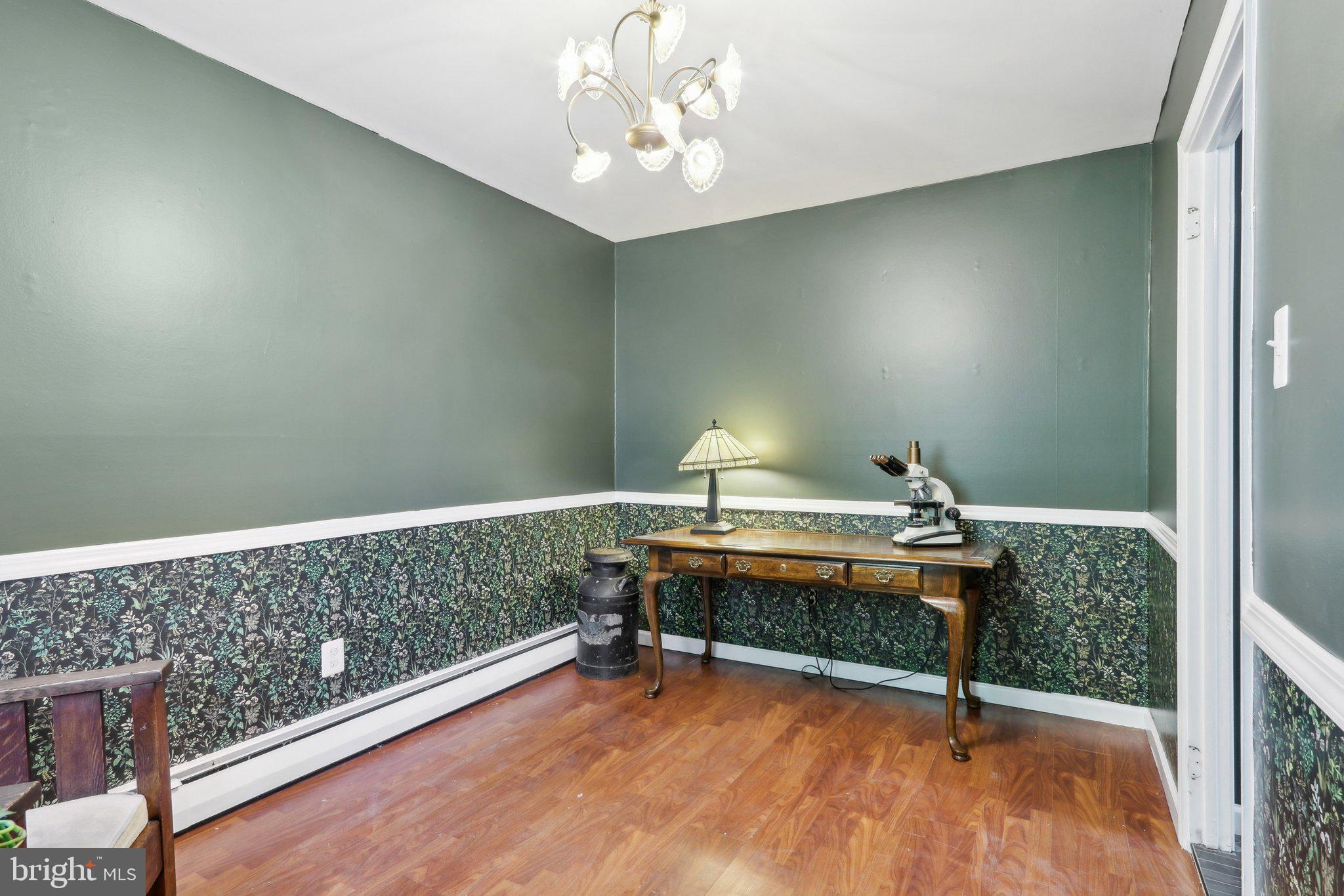 HUNTINGDON VALLEY - Residential