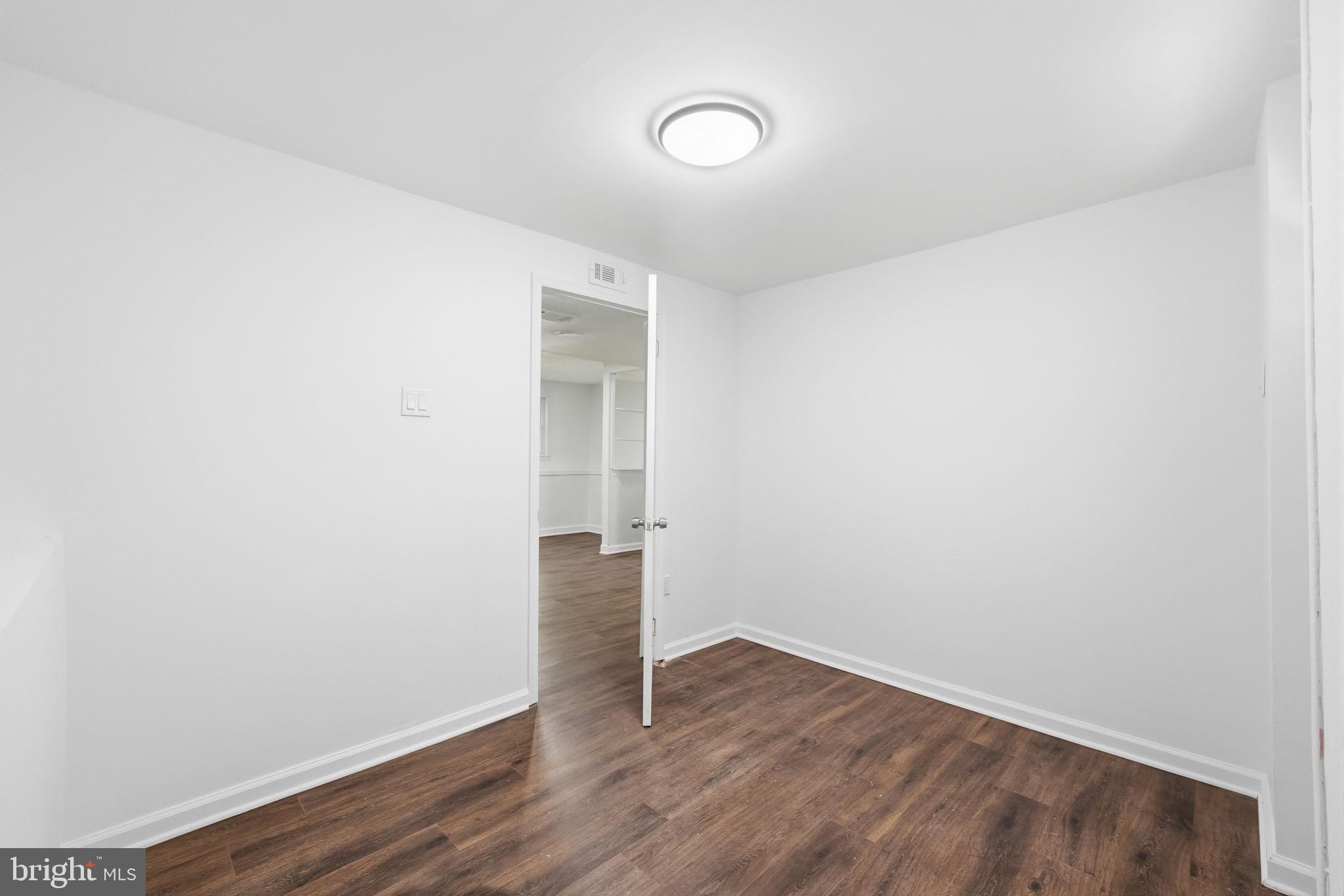 STRAWBERRY HILLS - Residential