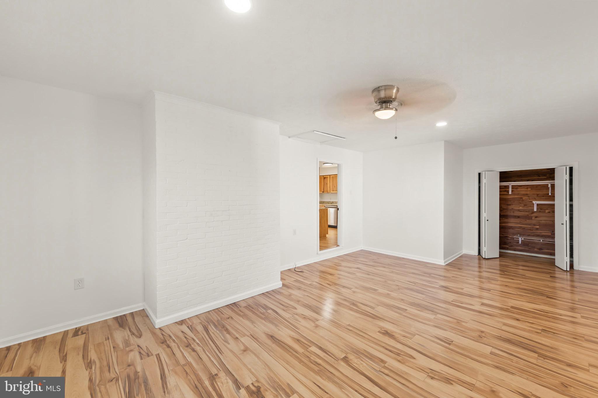 FREDERICKTOWNE - Residential