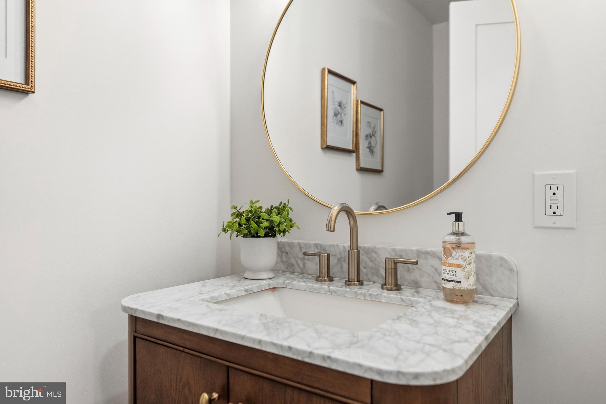 SHEN FARMS MT LAKE - Residential