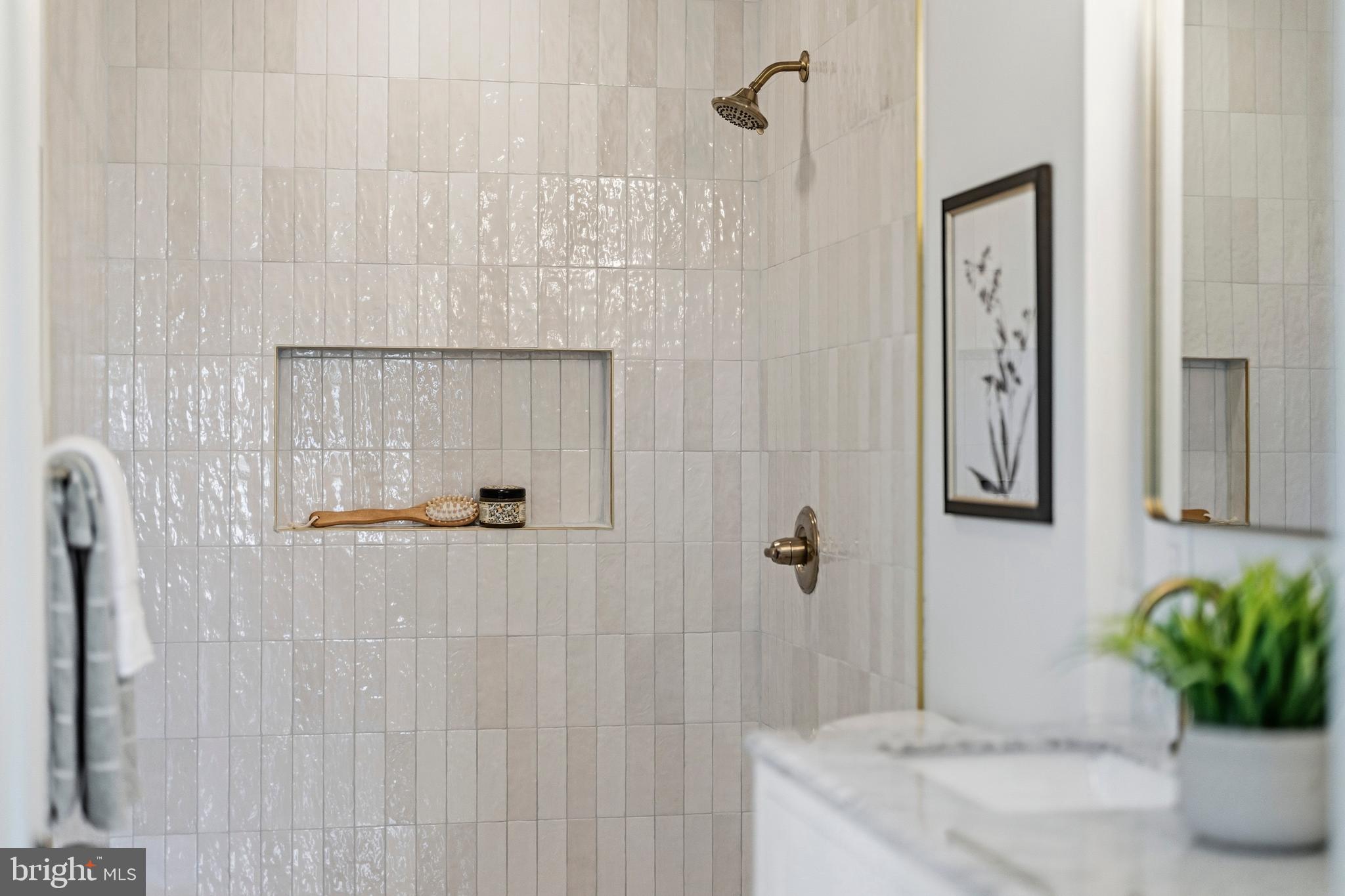 SHEN FARMS MT LAKE - Residential