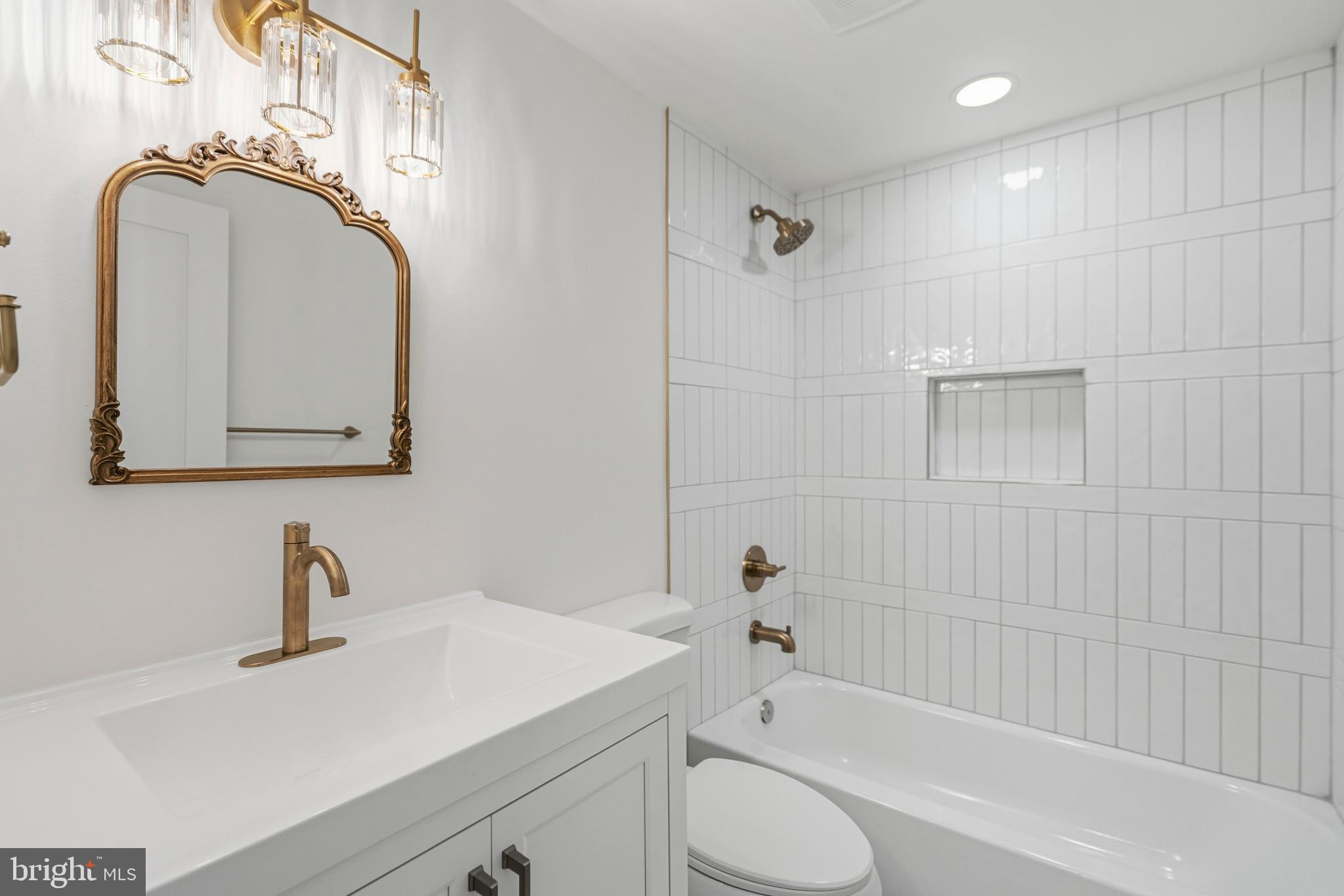 SHEN FARMS MT LAKE - Residential