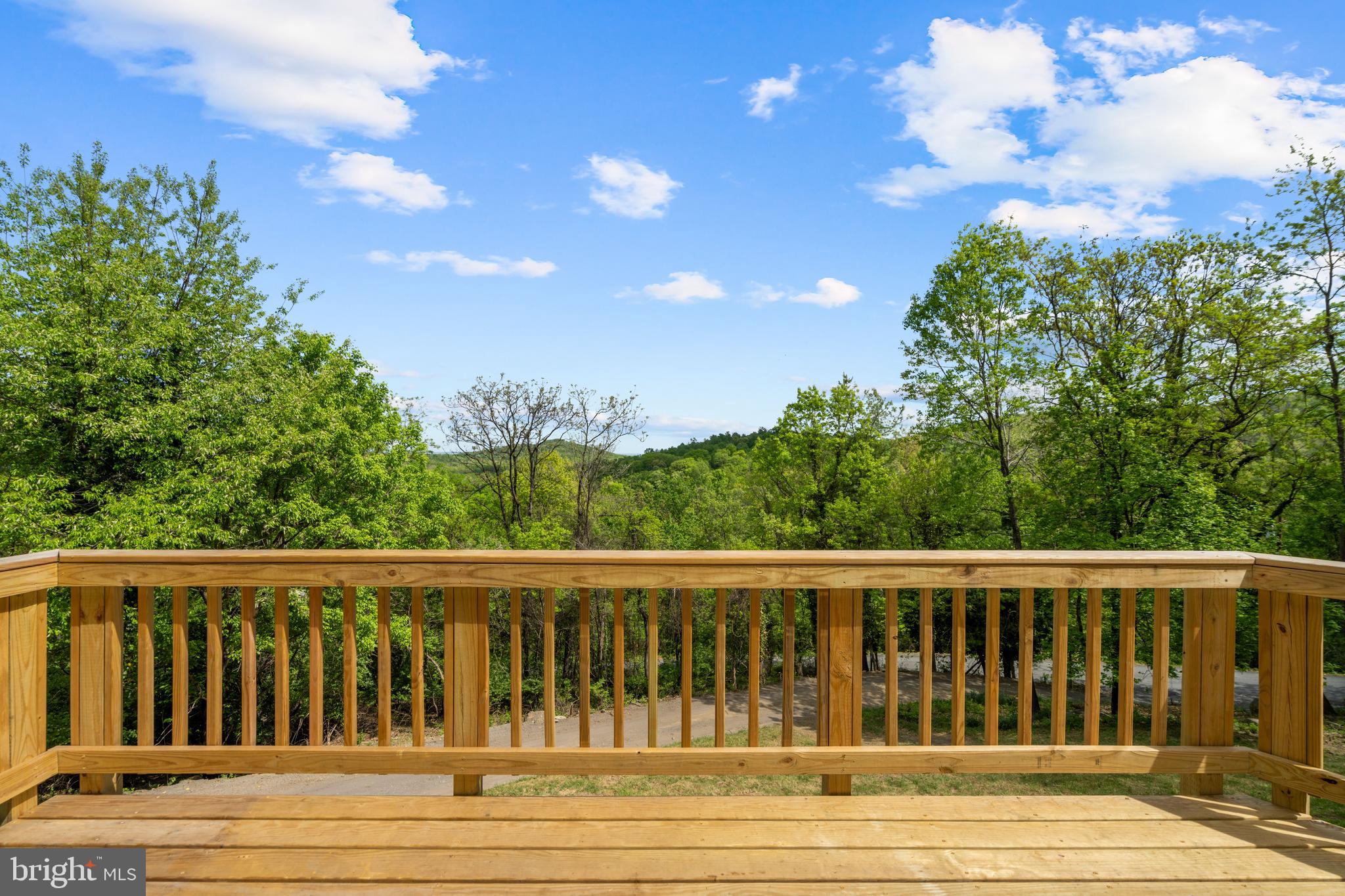 SHEN FARMS MT LAKE - Residential