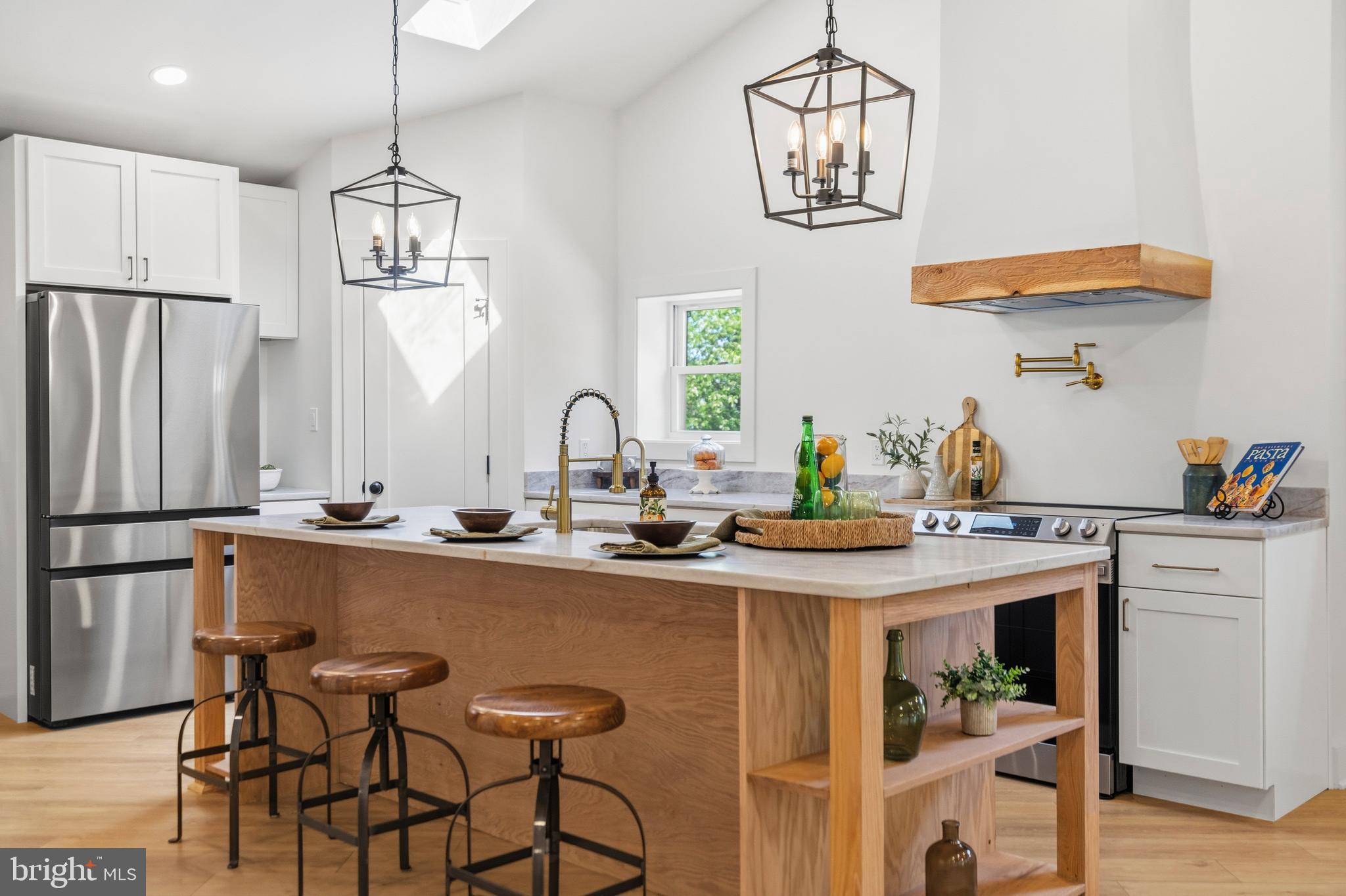 SHEN FARMS MT LAKE - Residential