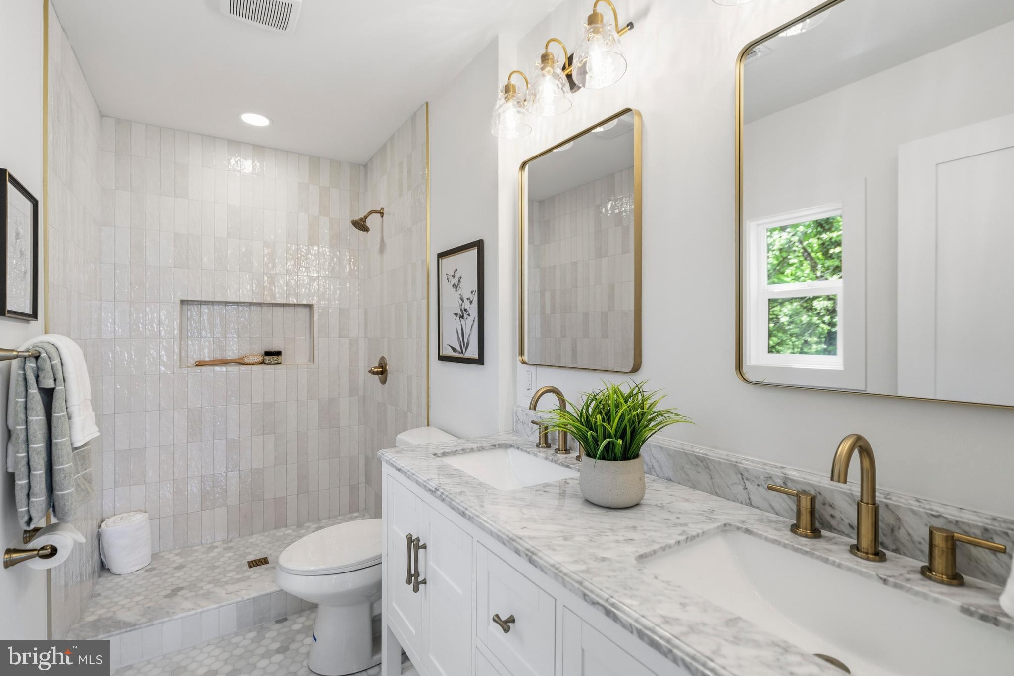 SHEN FARMS MT LAKE - Residential