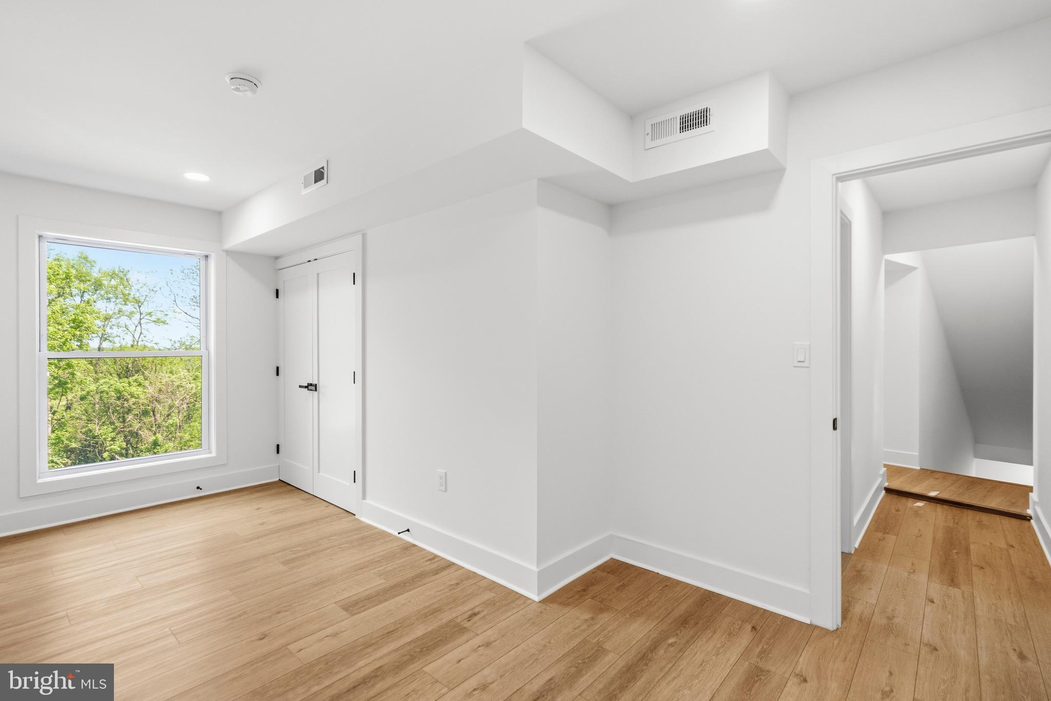 SHEN FARMS MT LAKE - Residential