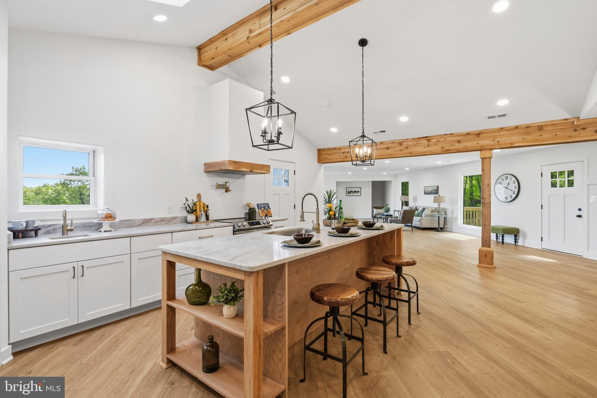 SHEN FARMS MT LAKE - Residential