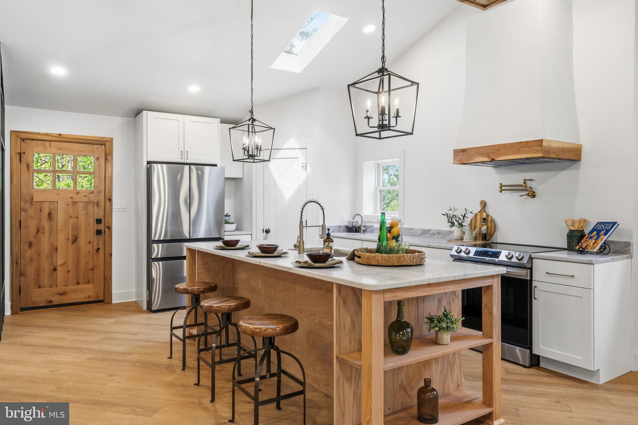 SHEN FARMS MT LAKE - Residential