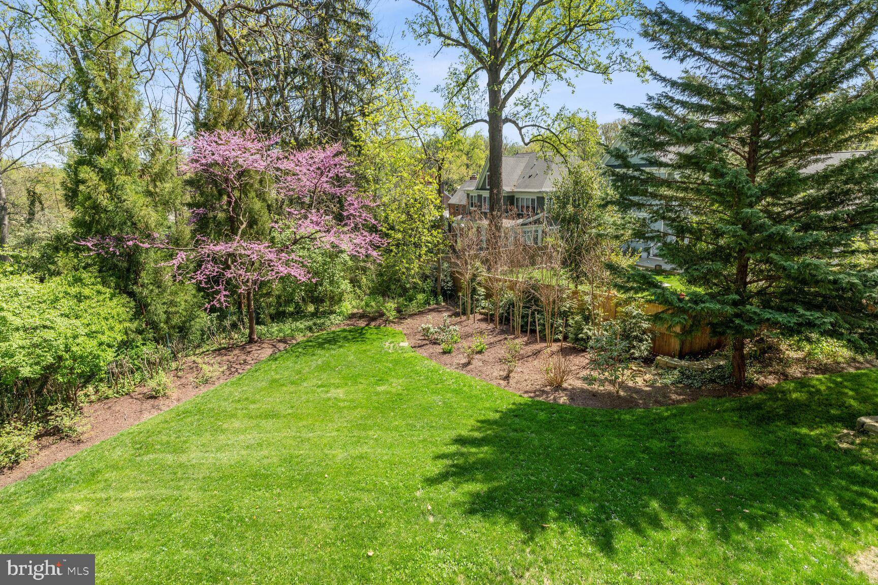 BRADLEY WOODS - Residential