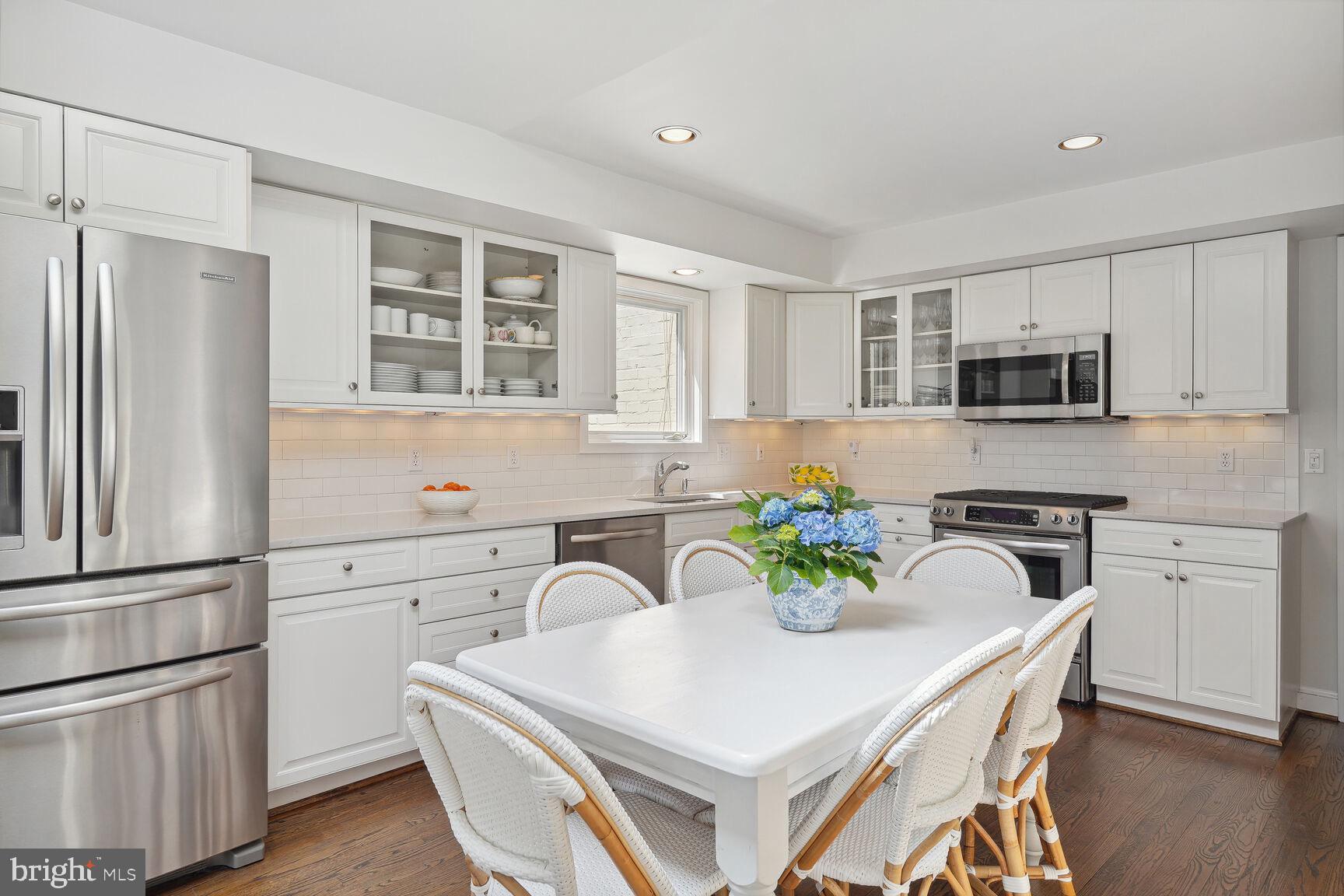 BRADLEY WOODS - Residential