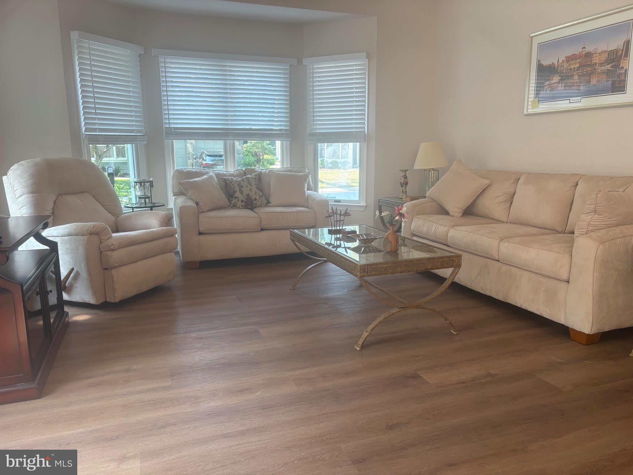 708 SYDNEY TERRACE
