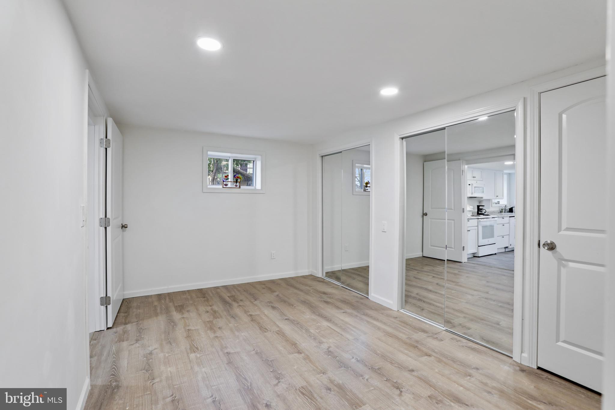 AVON BEND - Residential