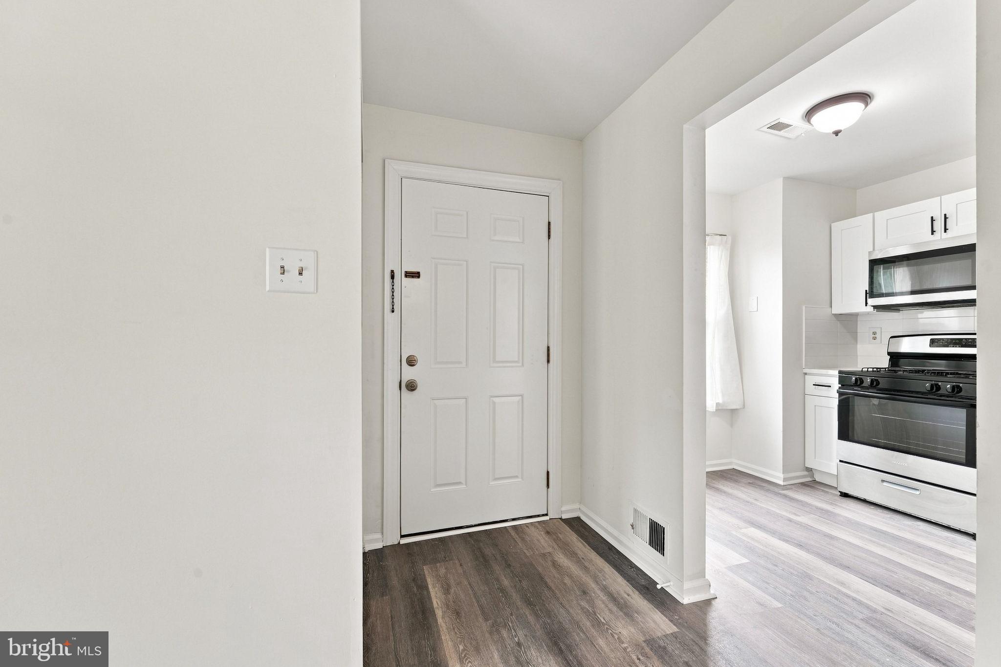 405 ATLANTA COURT