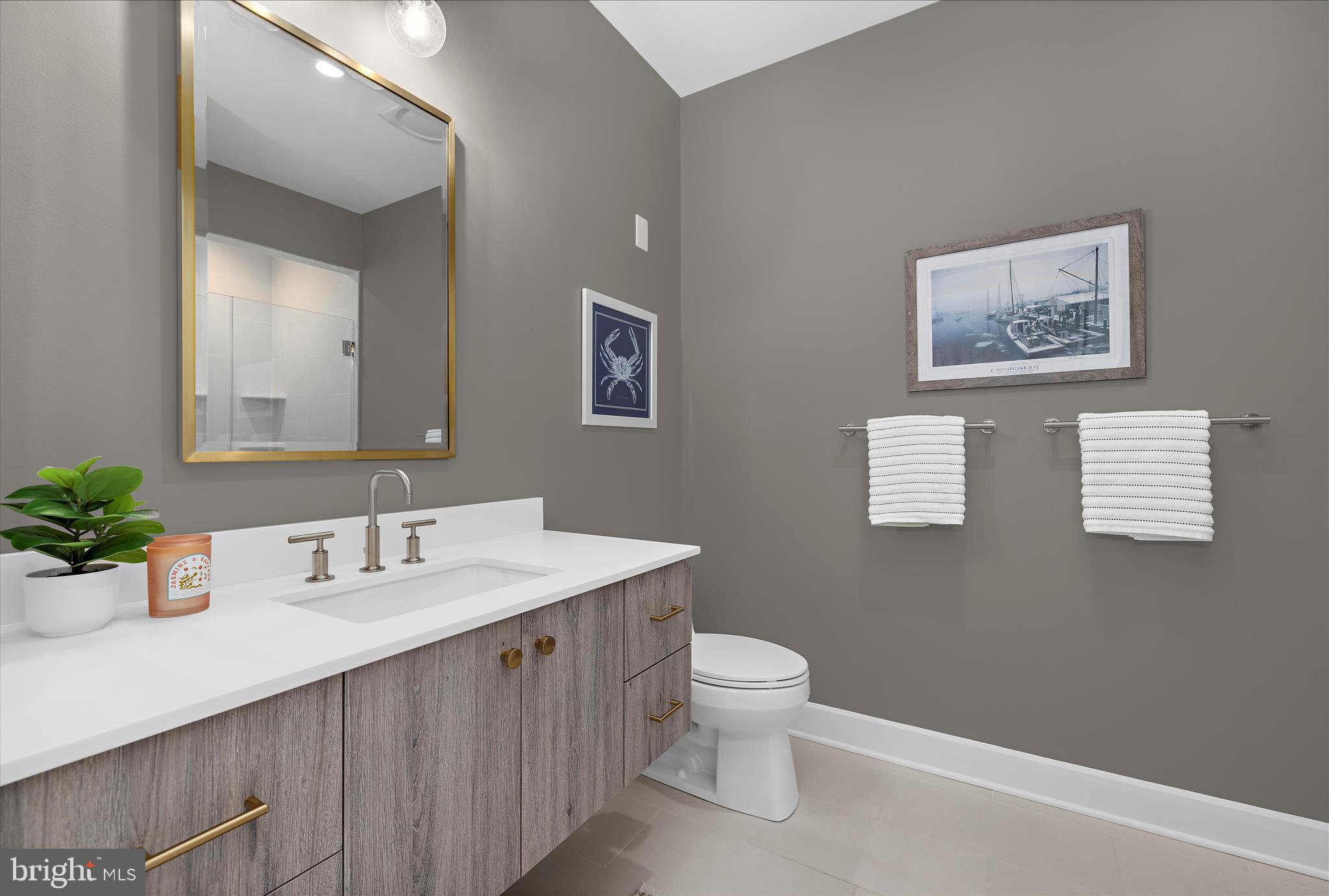 MURRAY HILL - Residential