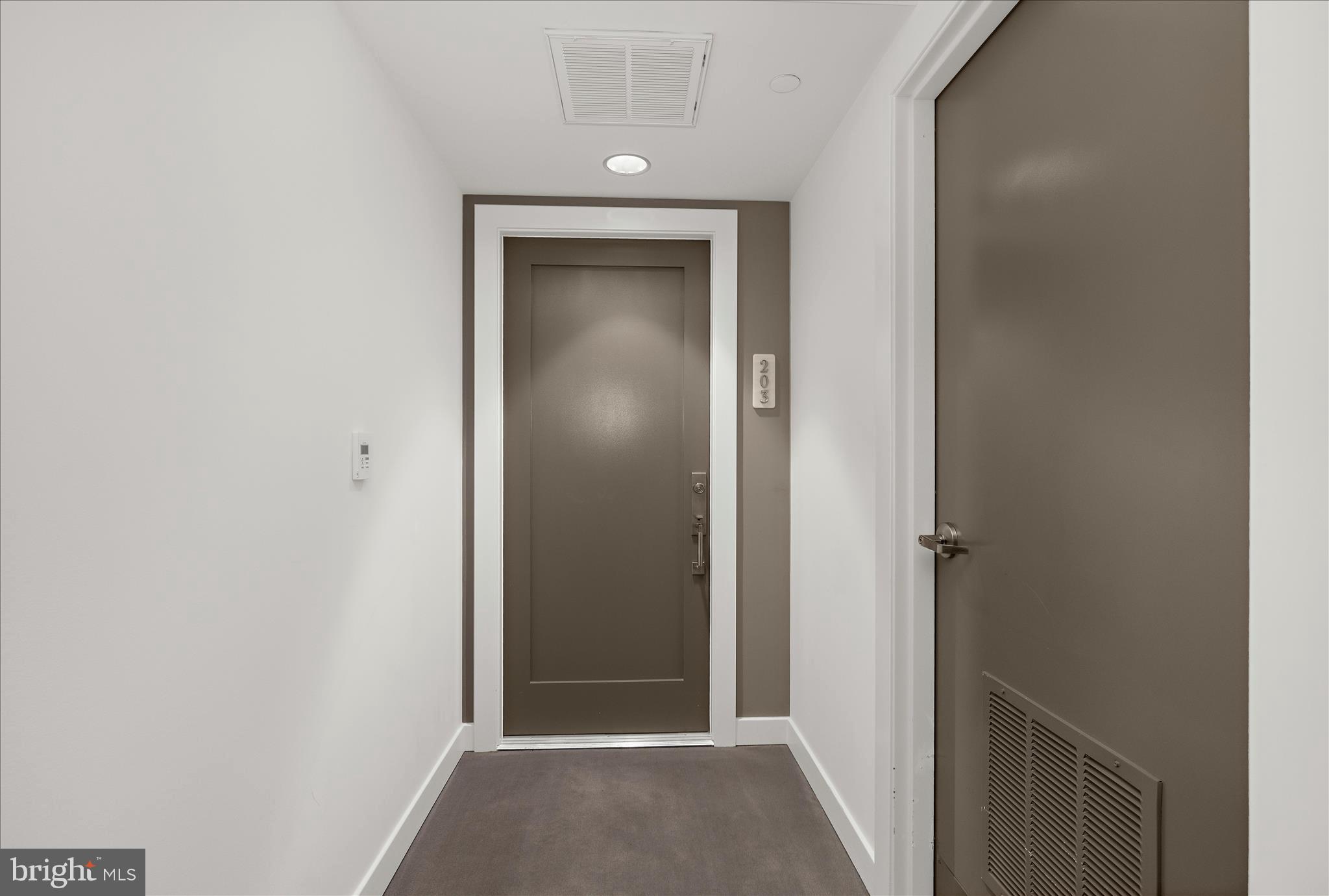 MURRAY HILL - Residential