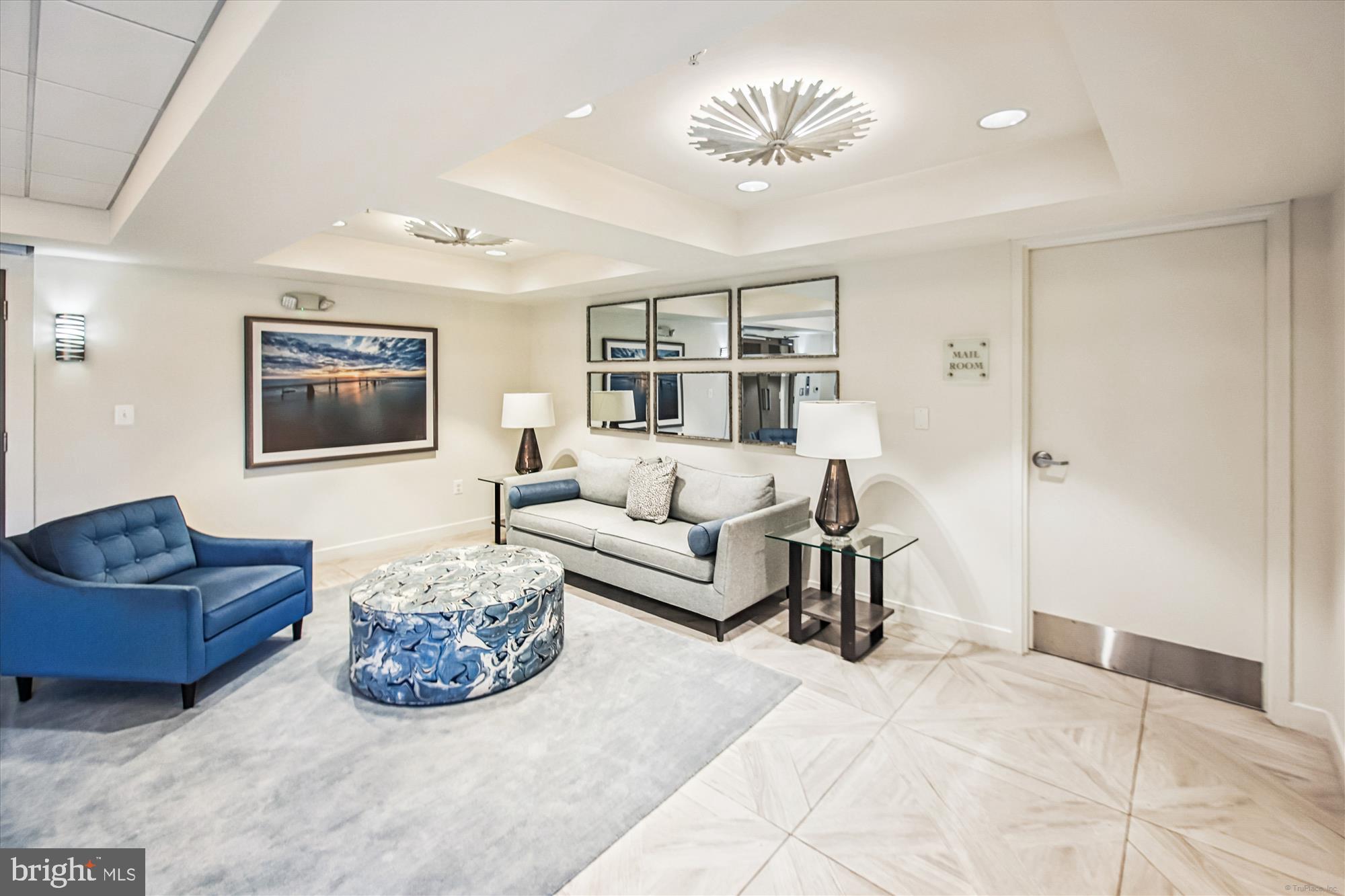 MURRAY HILL - Residential