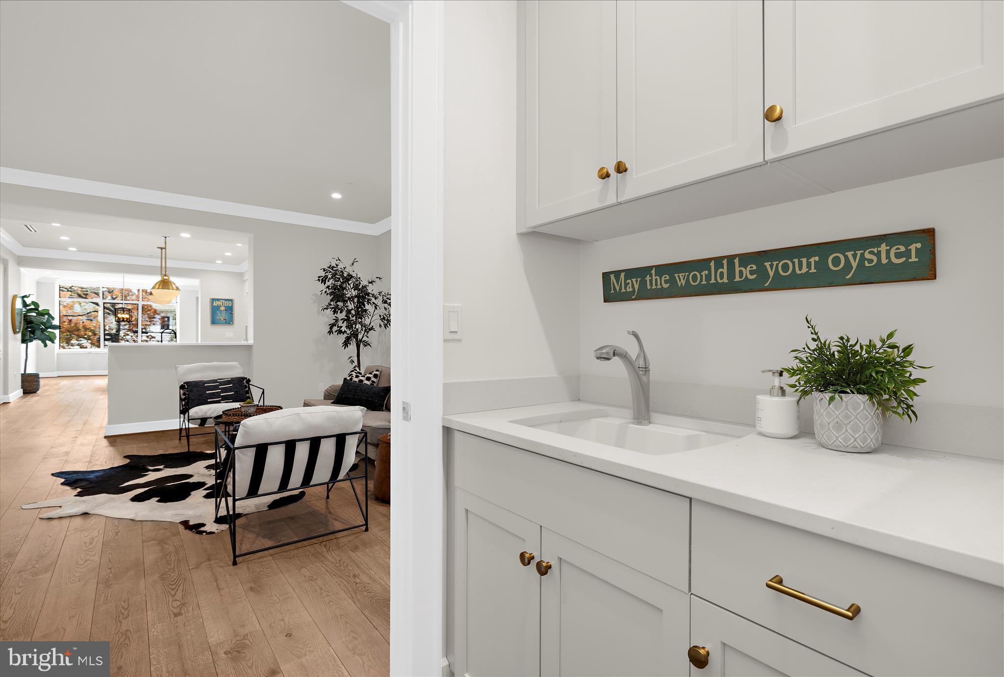 MURRAY HILL - Residential