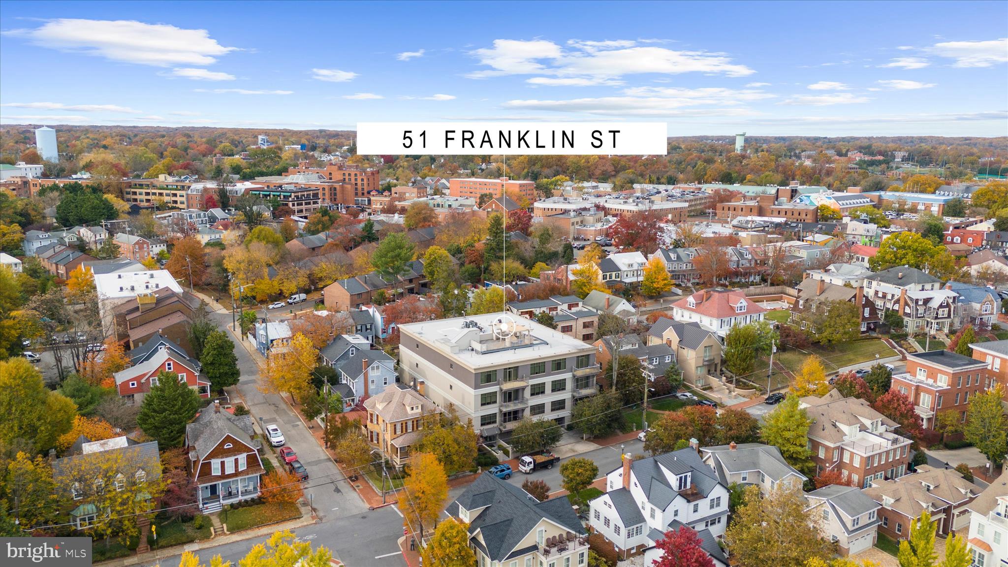 MURRAY HILL - Residential