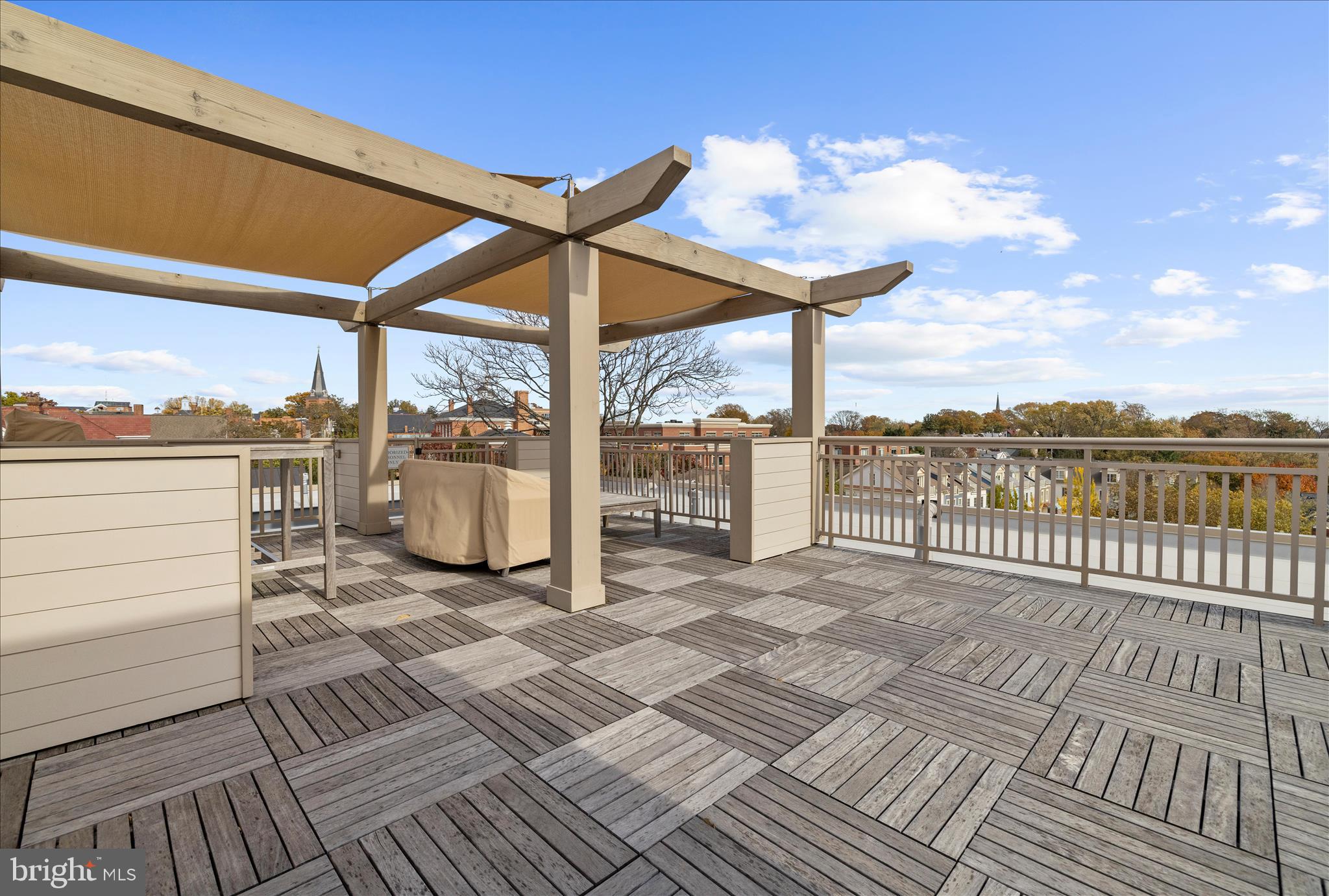 MURRAY HILL - Residential