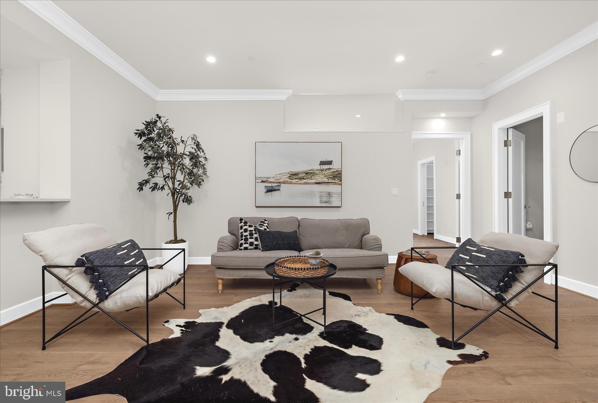 MURRAY HILL - Residential