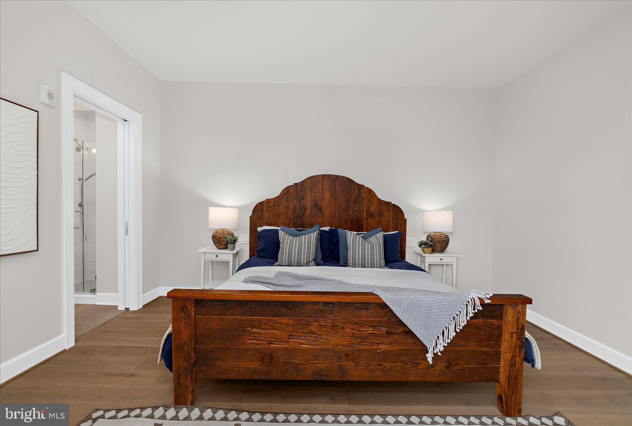 MURRAY HILL - Residential