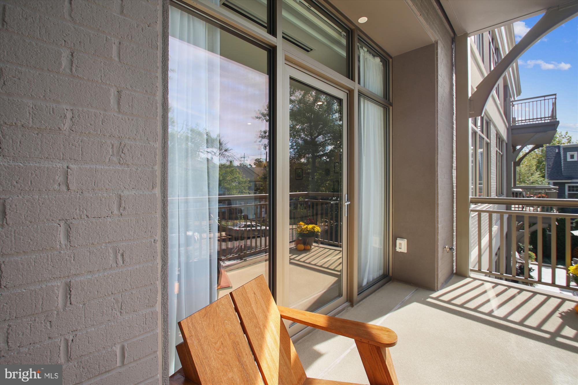 MURRAY HILL - Residential