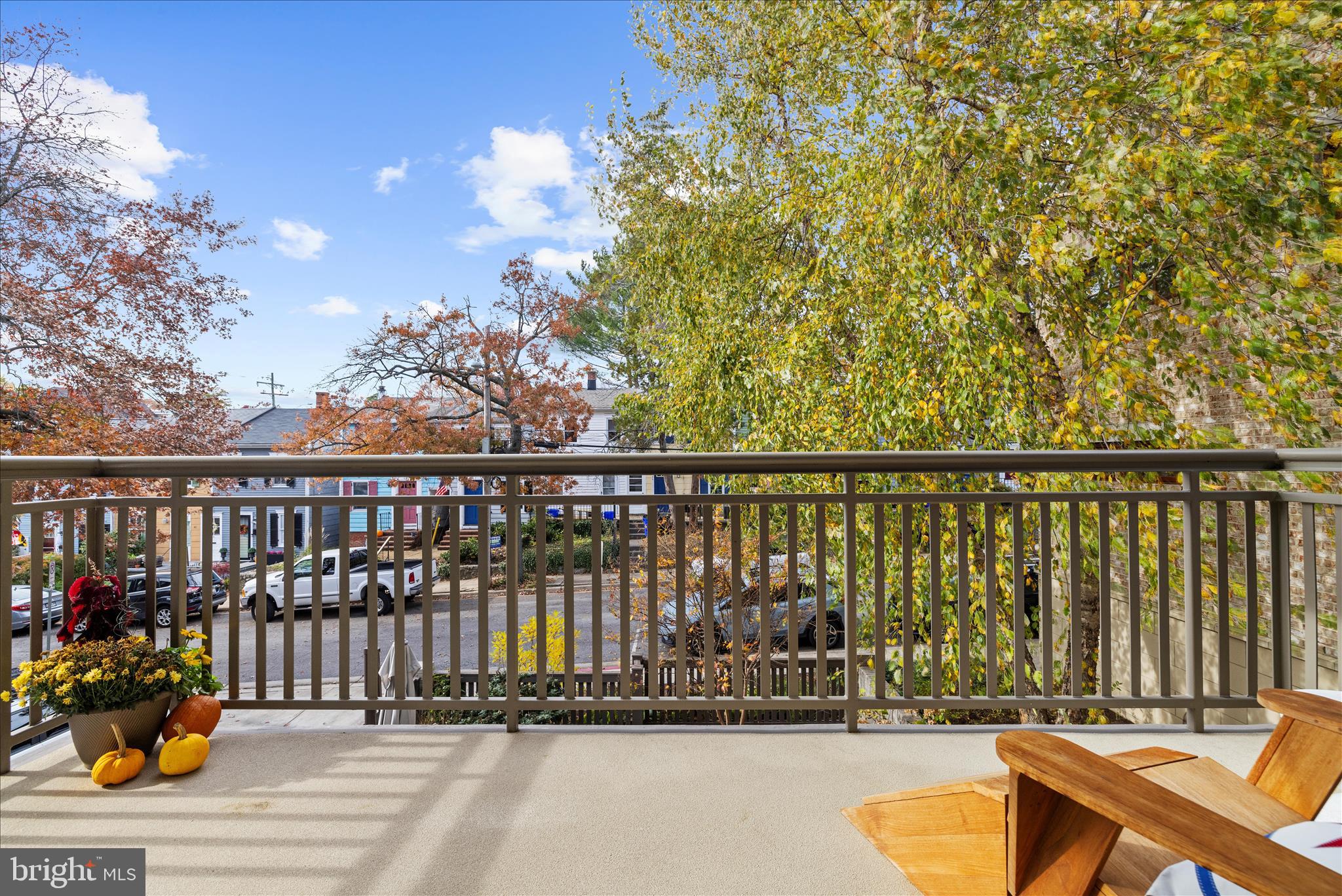 MURRAY HILL - Residential