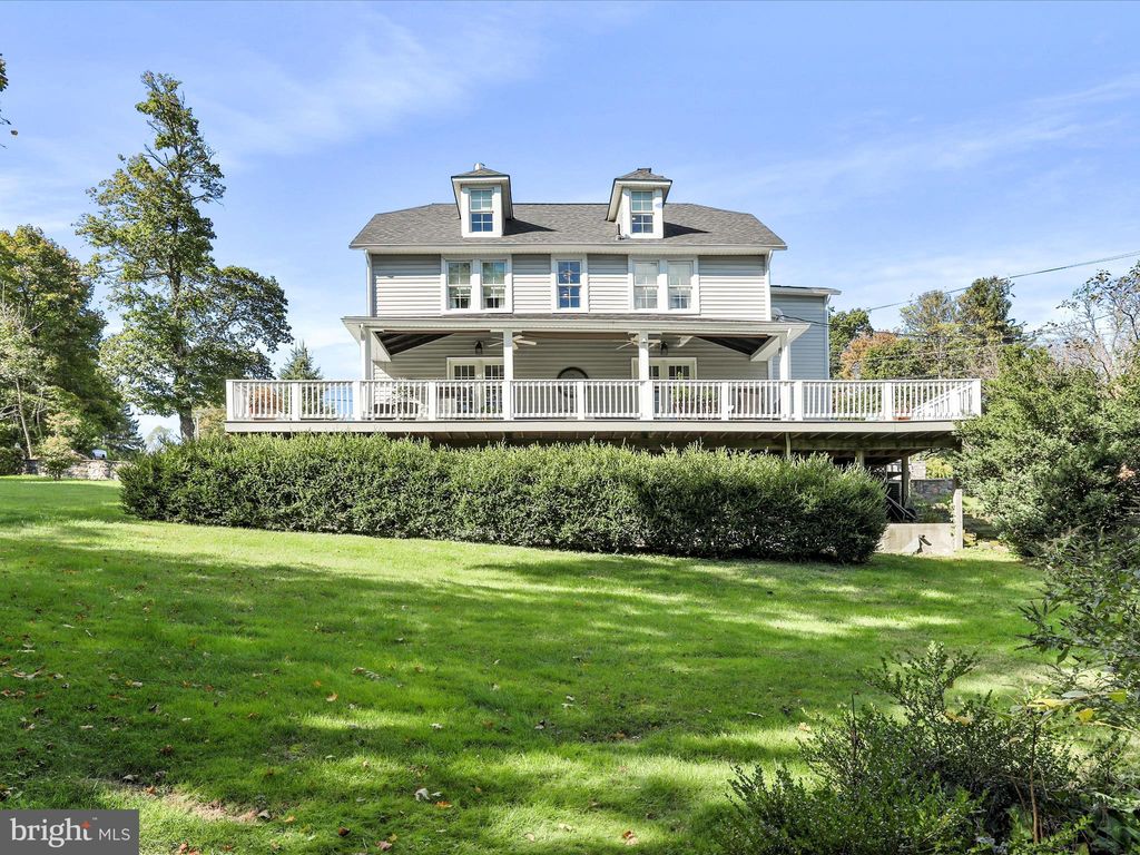 Photo of 14946 Charmian Road, BLUE RIDGE SUMMIT, PA 17214 (MLS # PAFL2030462)