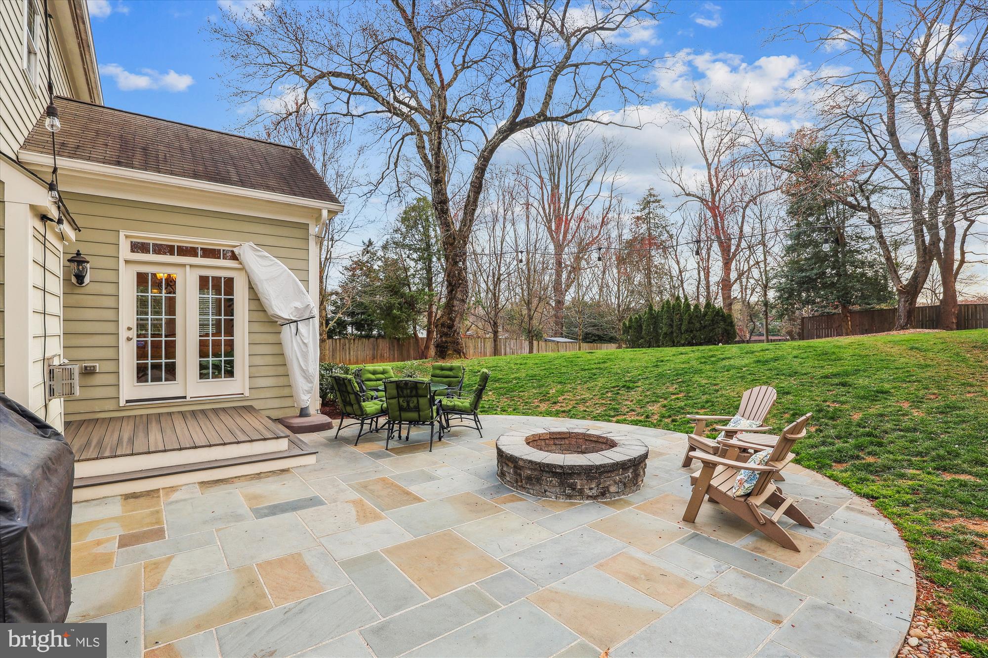 CHAPEL HILL - Residential