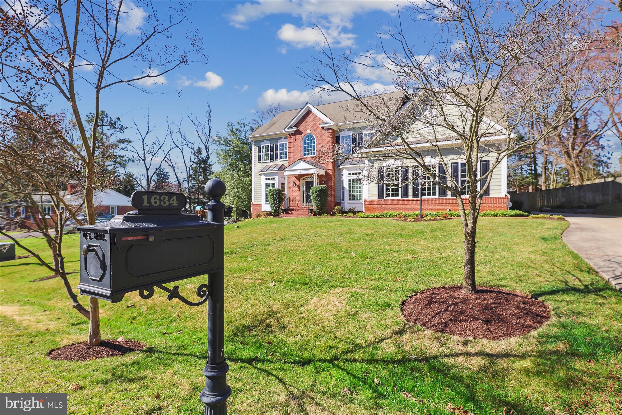 CHAPEL HILL - Residential