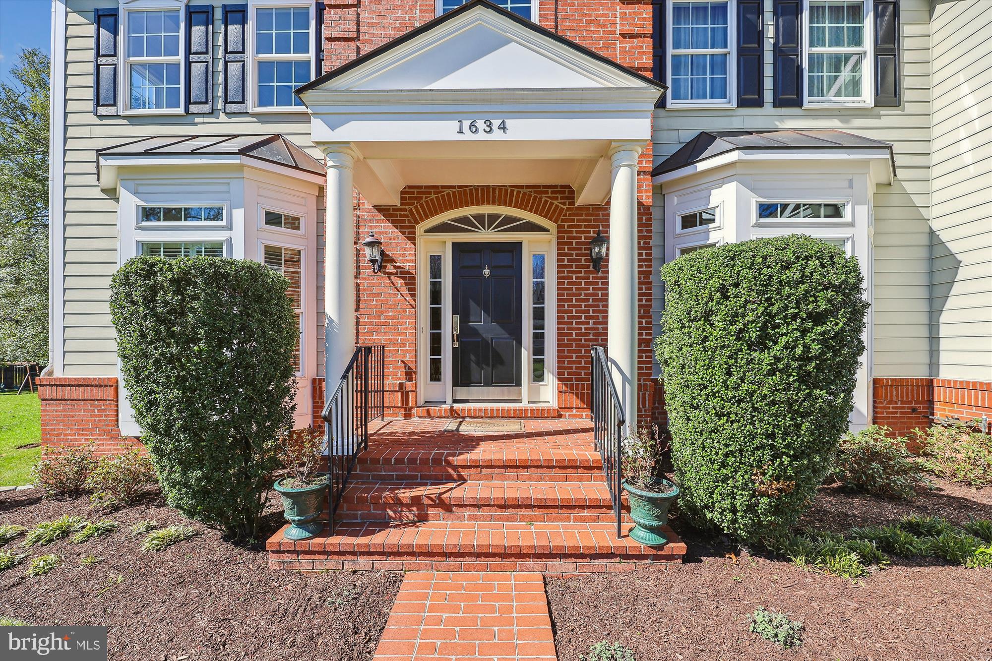 CHAPEL HILL - Residential