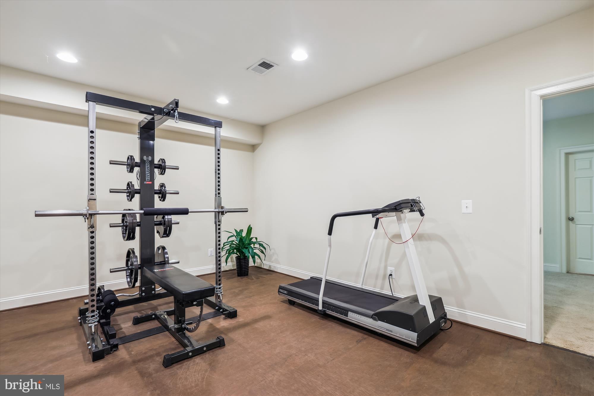 CHAPEL HILL - Residential