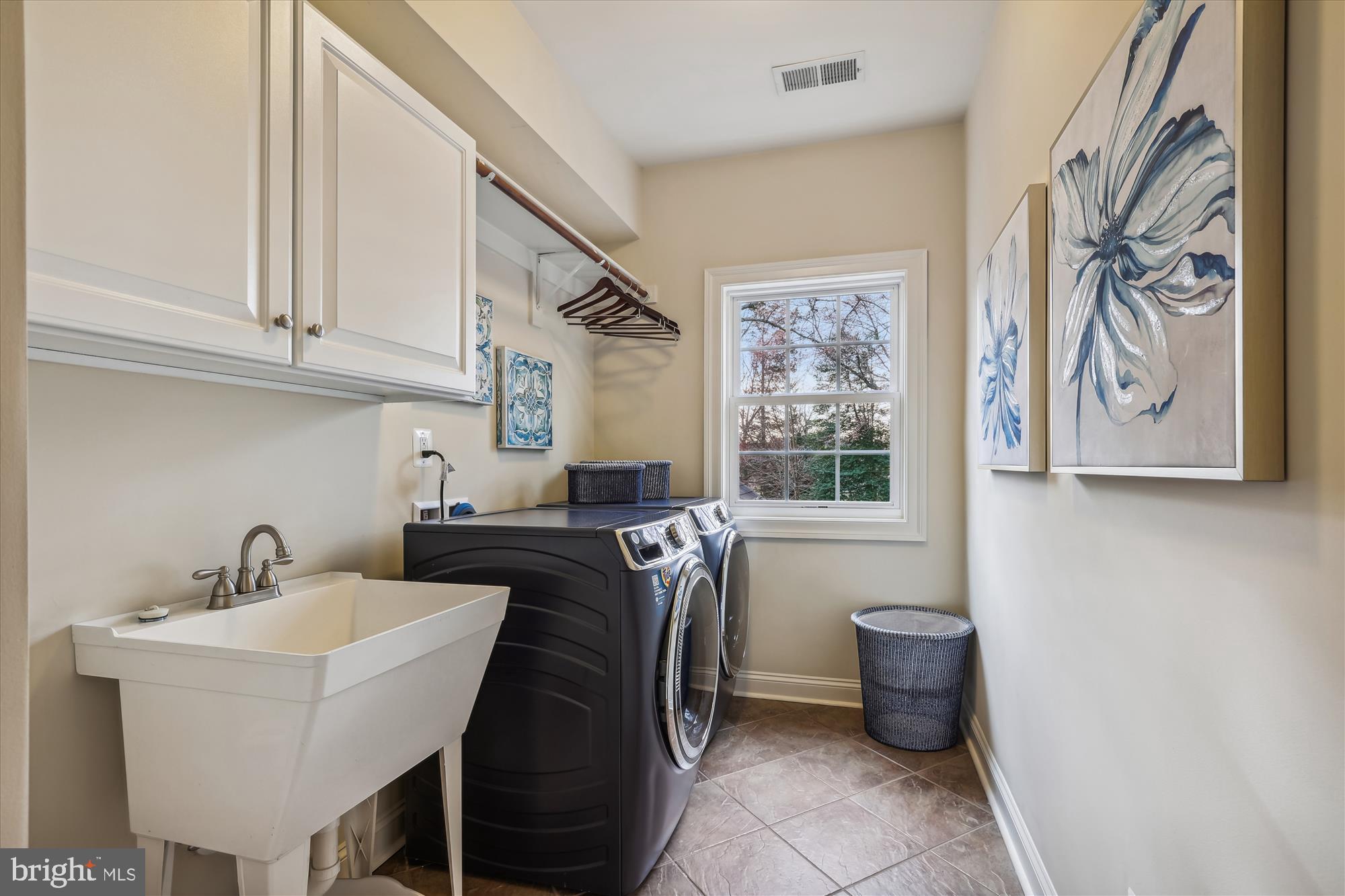 CHAPEL HILL - Residential