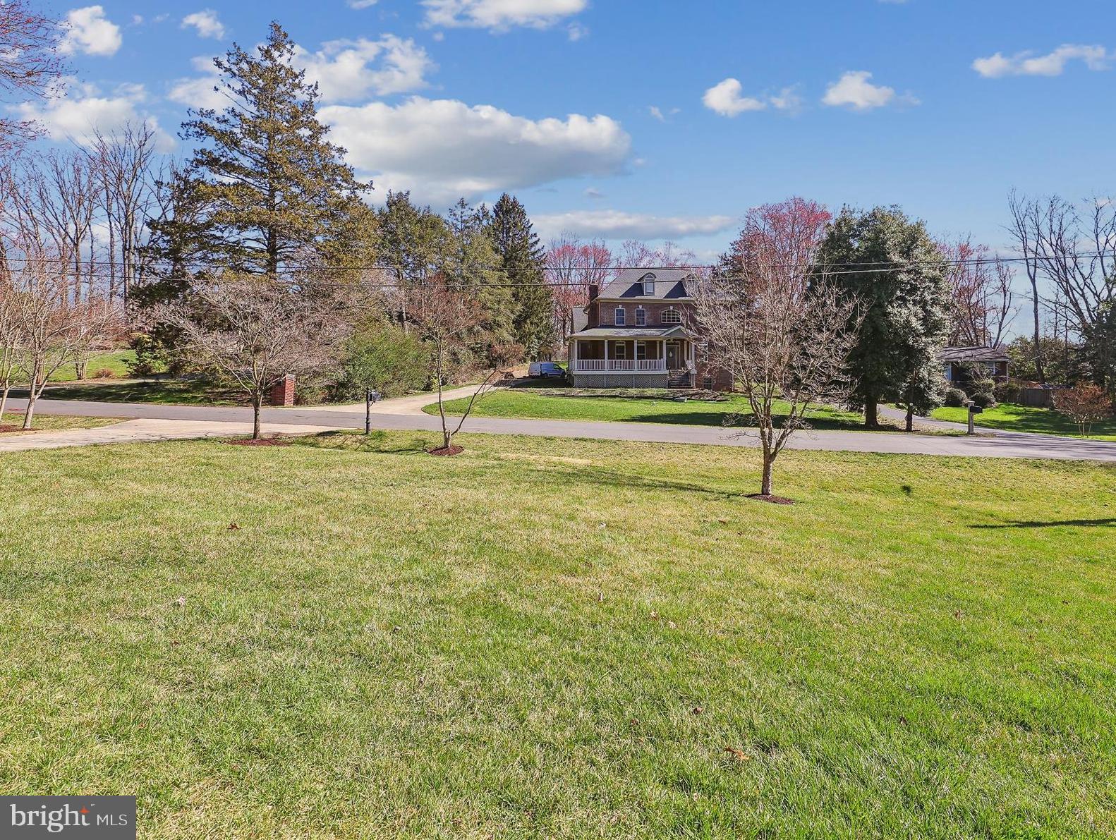 CHAPEL HILL - Residential