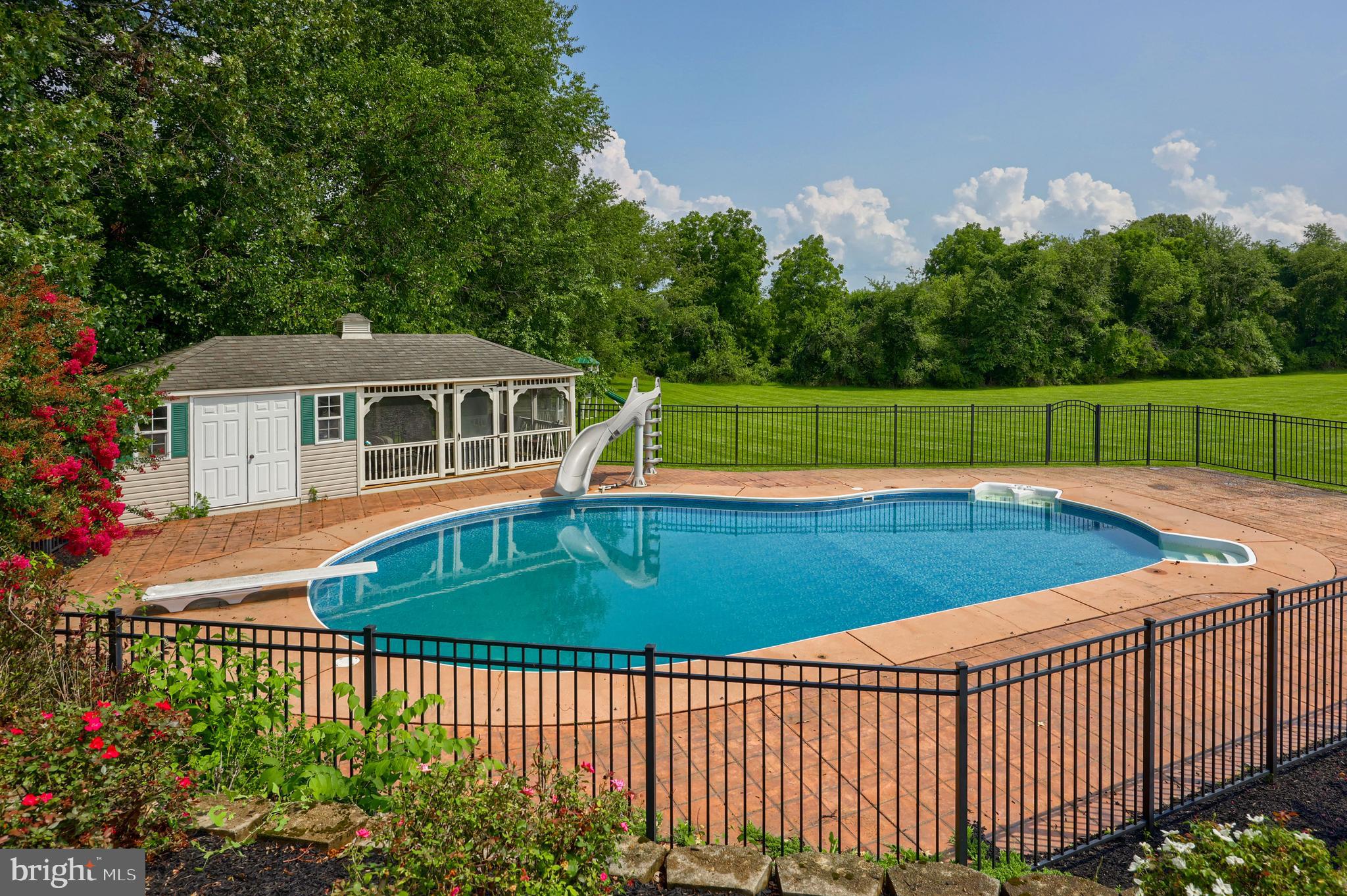 HOPEWELL TWP - Residential