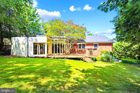 Photo of 5508 PEMBROKE TER, BETHESDA, MD 20817 (MLS # MDMC2065688) Photo of 5508 PEMBROKE TER, BETHESDA, MD 20817 (MLS # MDMC2065688)
