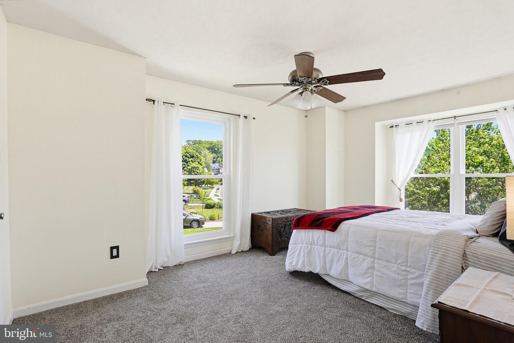 BRIMFIELD - Residential