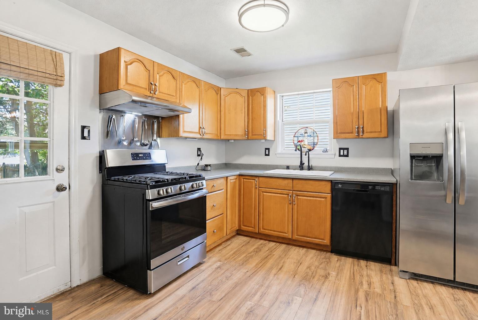 BRIMFIELD - Residential