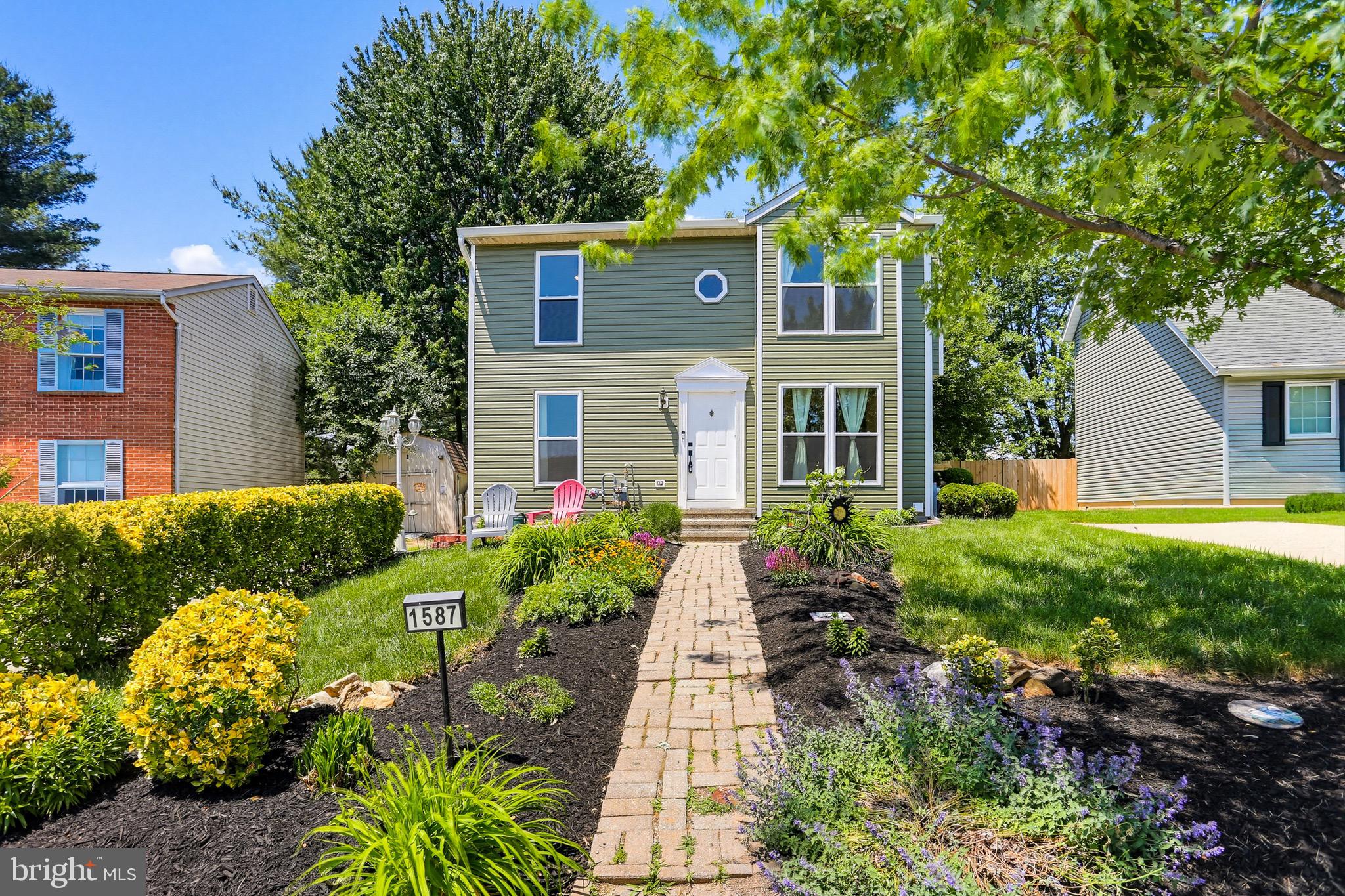BRIMFIELD - Residential