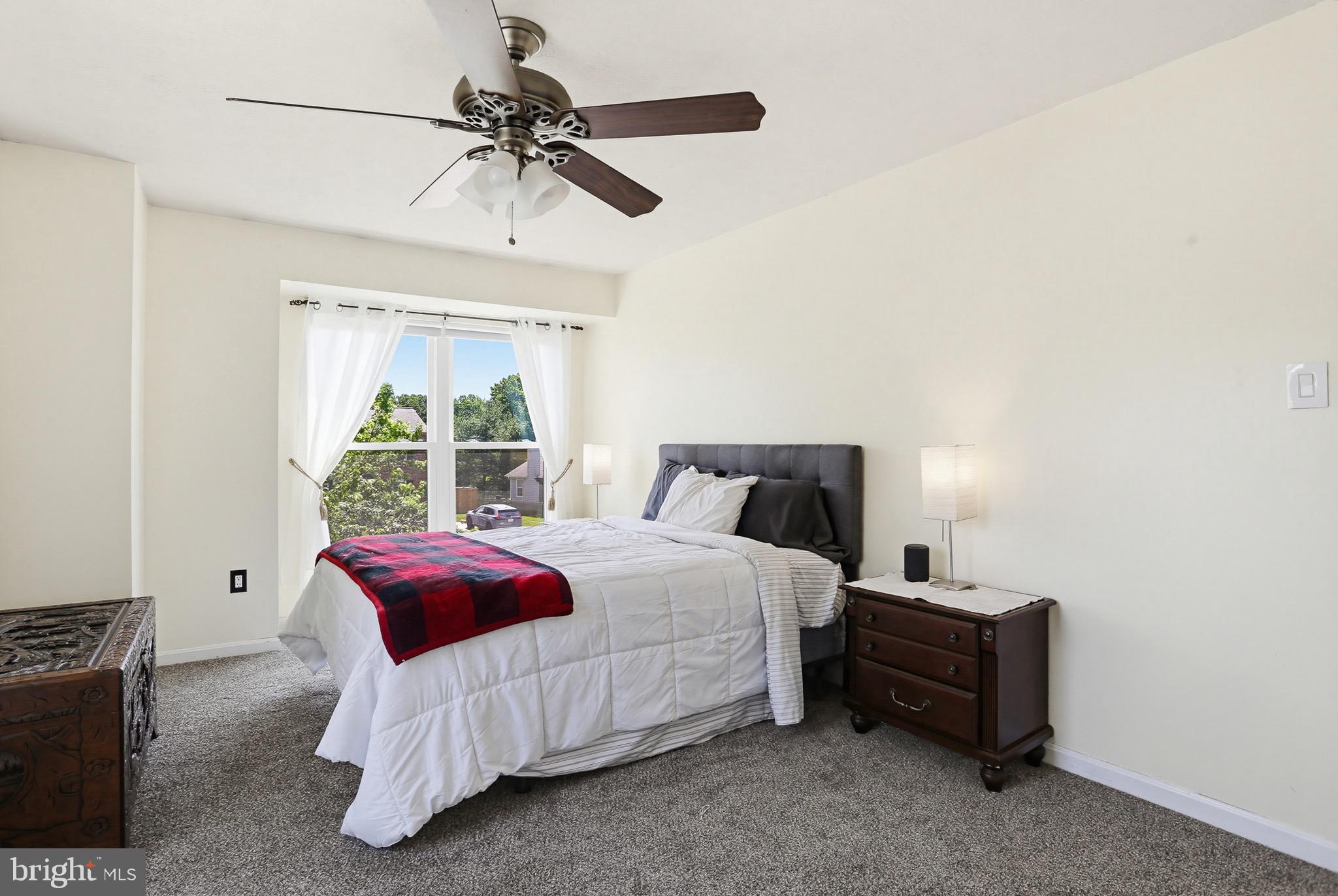 BRIMFIELD - Residential