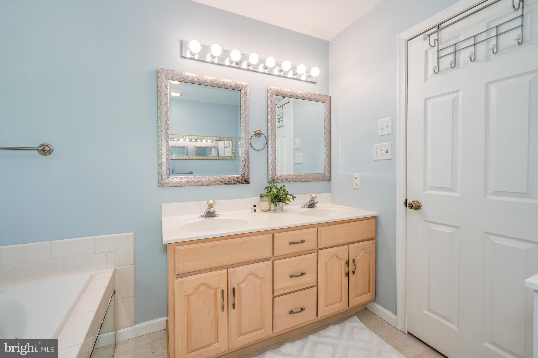 SCHAEFFERS CROSSROADS - Residential