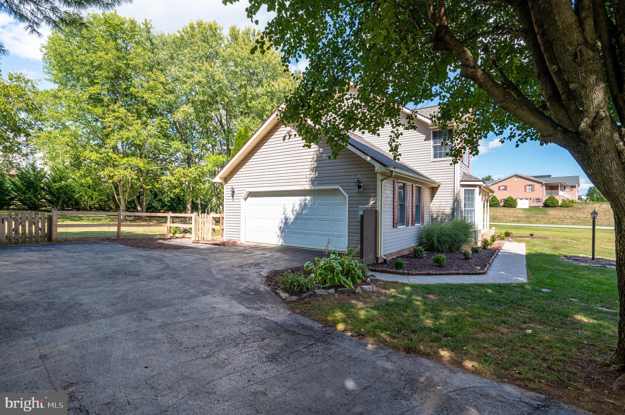 SCHAEFFERS CROSSROADS - Residential