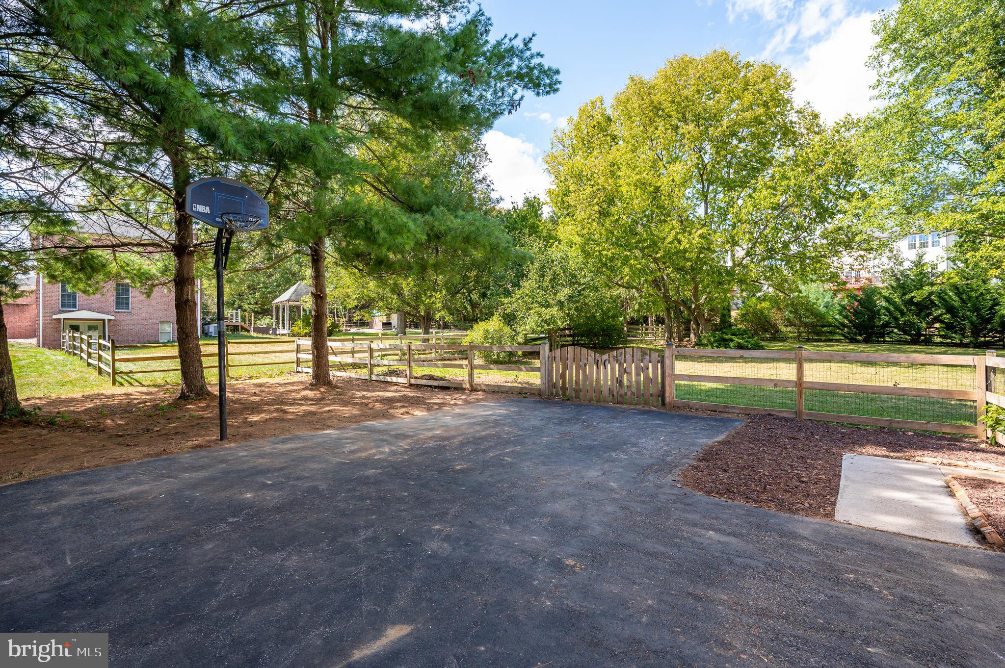 SCHAEFFERS CROSSROADS - Residential