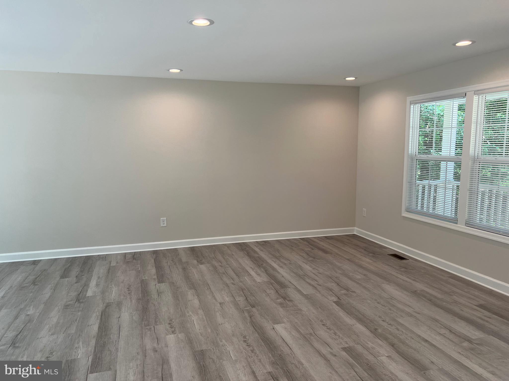 PLACID BAY ESTATES - Residential