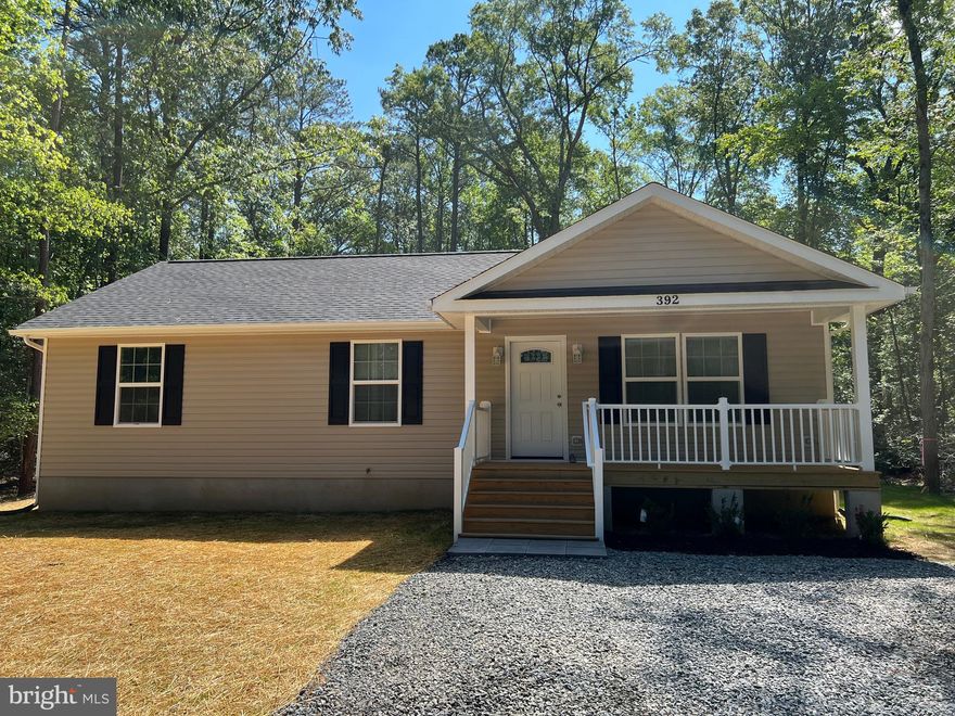 GREAT LOCATION! a Commuters Dream. Only 35 Minutes to Dahlgren ,35 Minutes to Bowling Green /A.P. Hill ,and under a Hour of Driving to Fredericksburg. Easy access to Maryland via Harry Nice Bridge .Located in the boating community of Placid Bay Estates a Friendly Golf Cart Community with/optional HOA. House has 1288 SQF 3 Bedrooms and 2 Bathrooms ,12x16 Deck and 18x6 Front Porch Some of the Upgrades are. Tile Floors and Walls in Bathrooms ,Luxury Vinyl Planks in Dining Room and Kitchen ,Stainless Steel Appliances Granite Counter Top and Recessed Lighting Voluntary HOA fee includes the use of Boat Ramp, Community Center, Picnic grounds and access to fresh water lakes and a Fishing Pier and Access to Potomac River via Mattox Creek 
Seller is Licensed Real Estate Agent