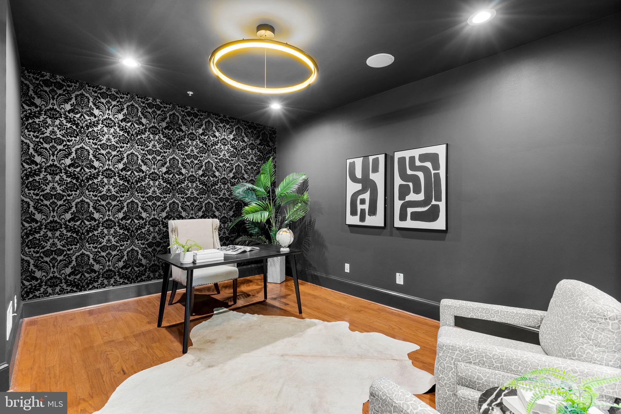 PARK POTOMAC - Residential Lease