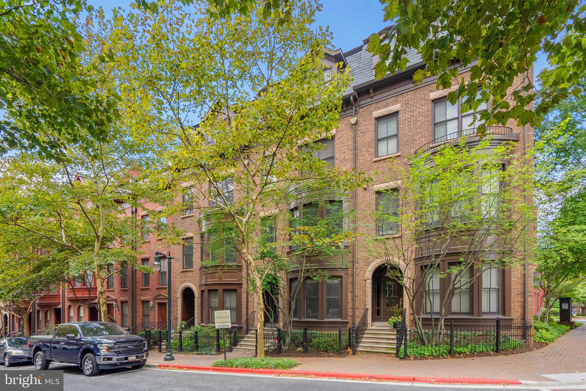 PARK POTOMAC - Residential Lease