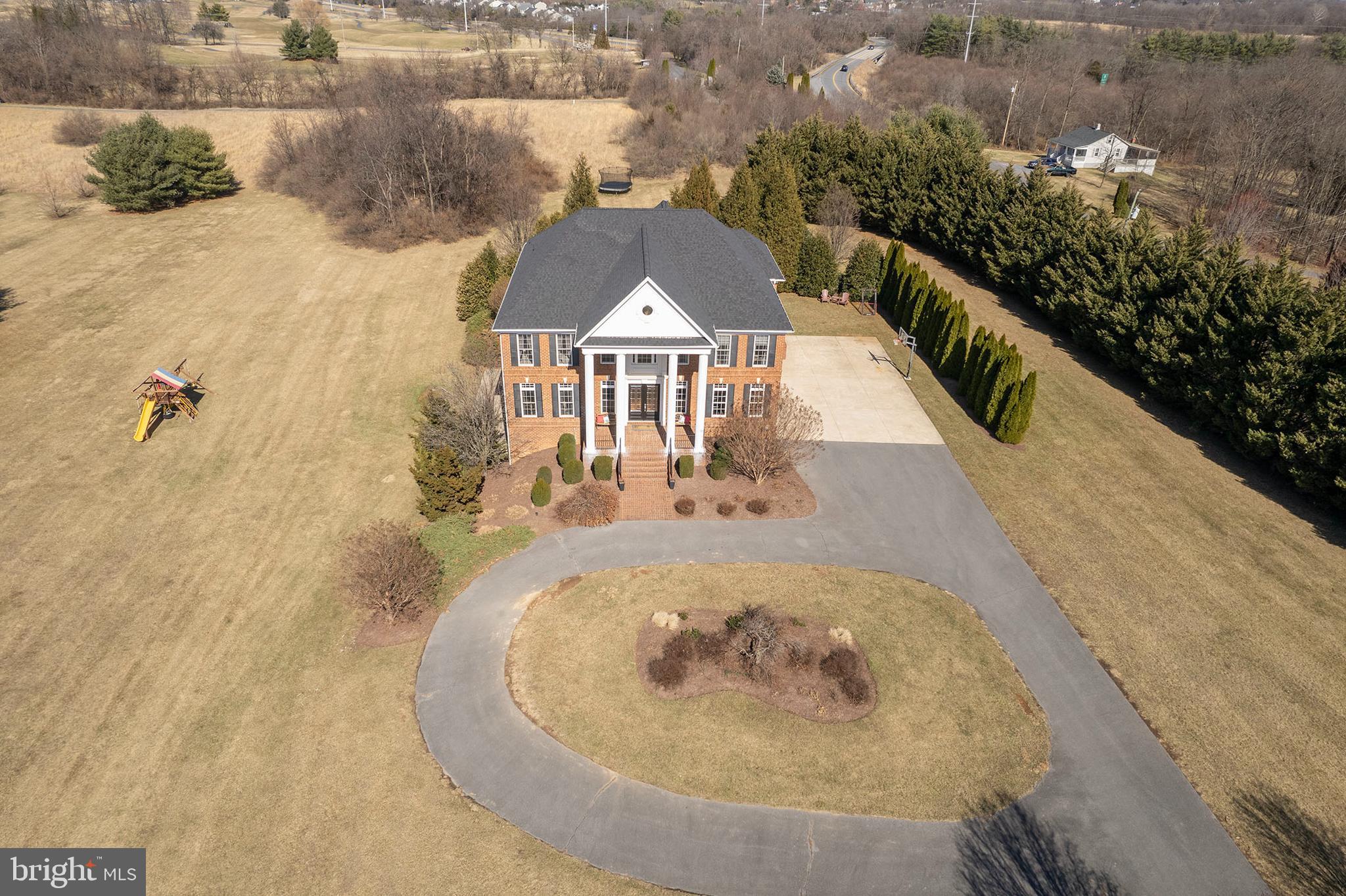 118 SAINT ANDREWS COURT