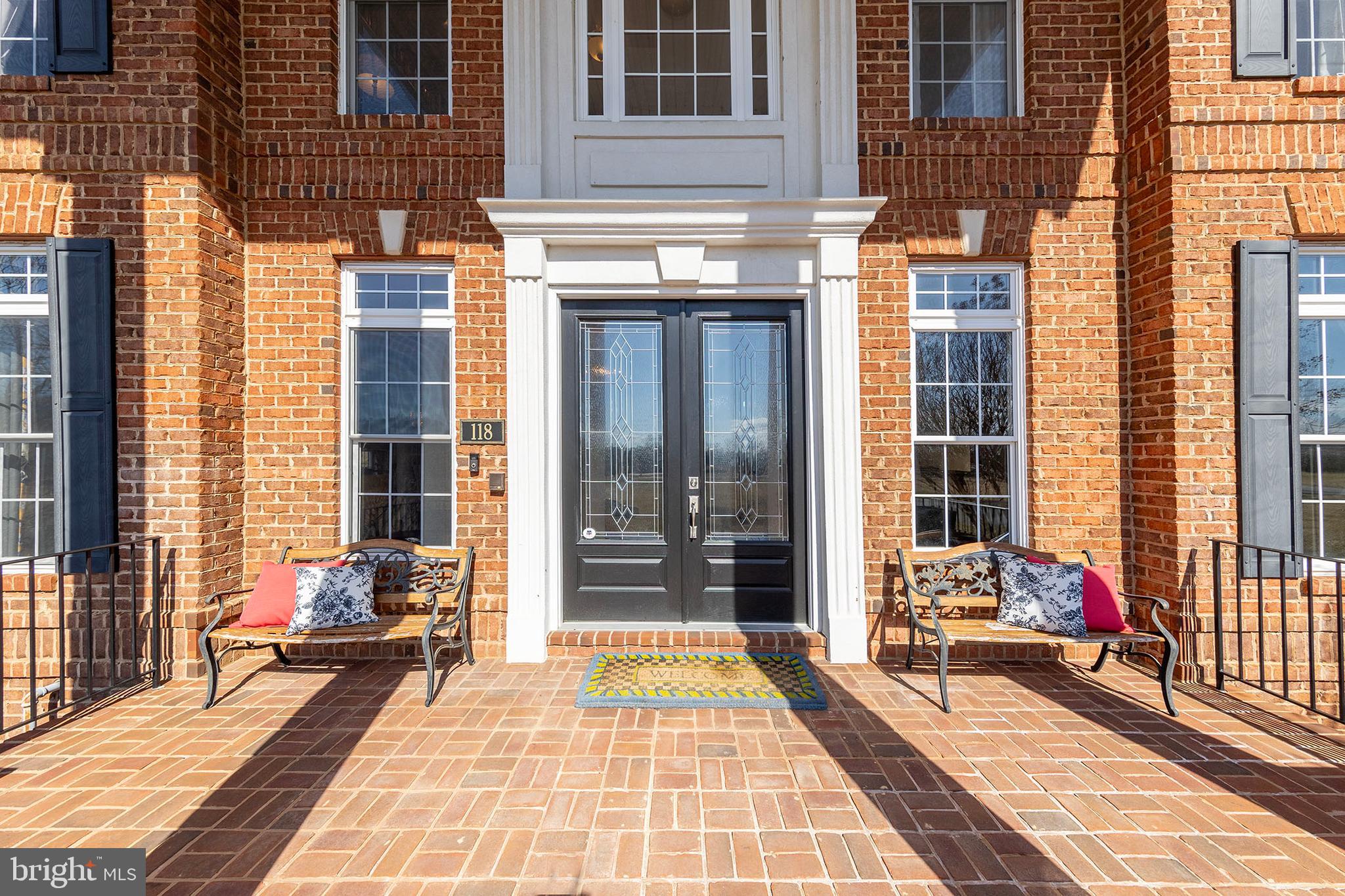 118 SAINT ANDREWS COURT